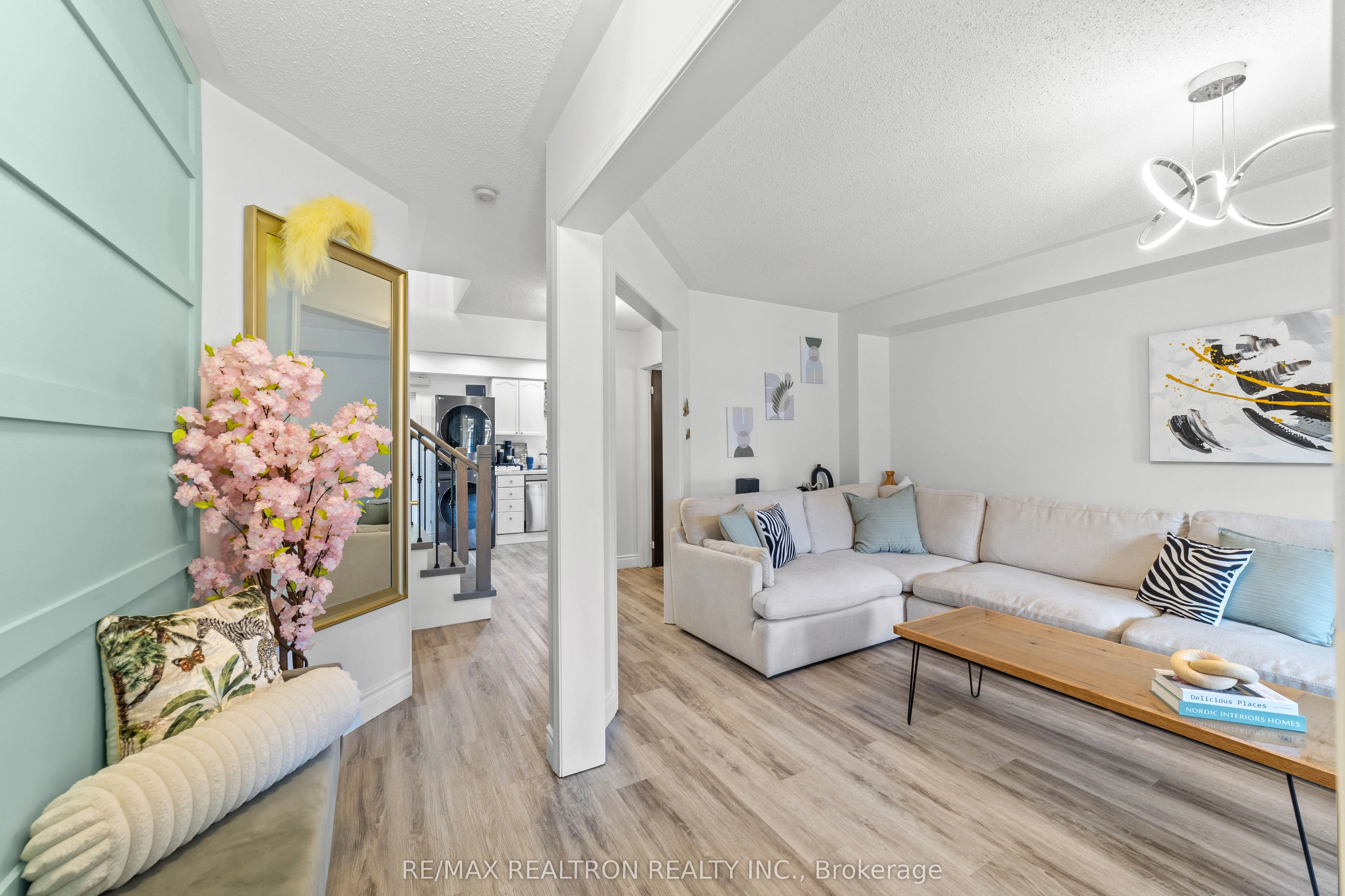 24 Succession Crescent