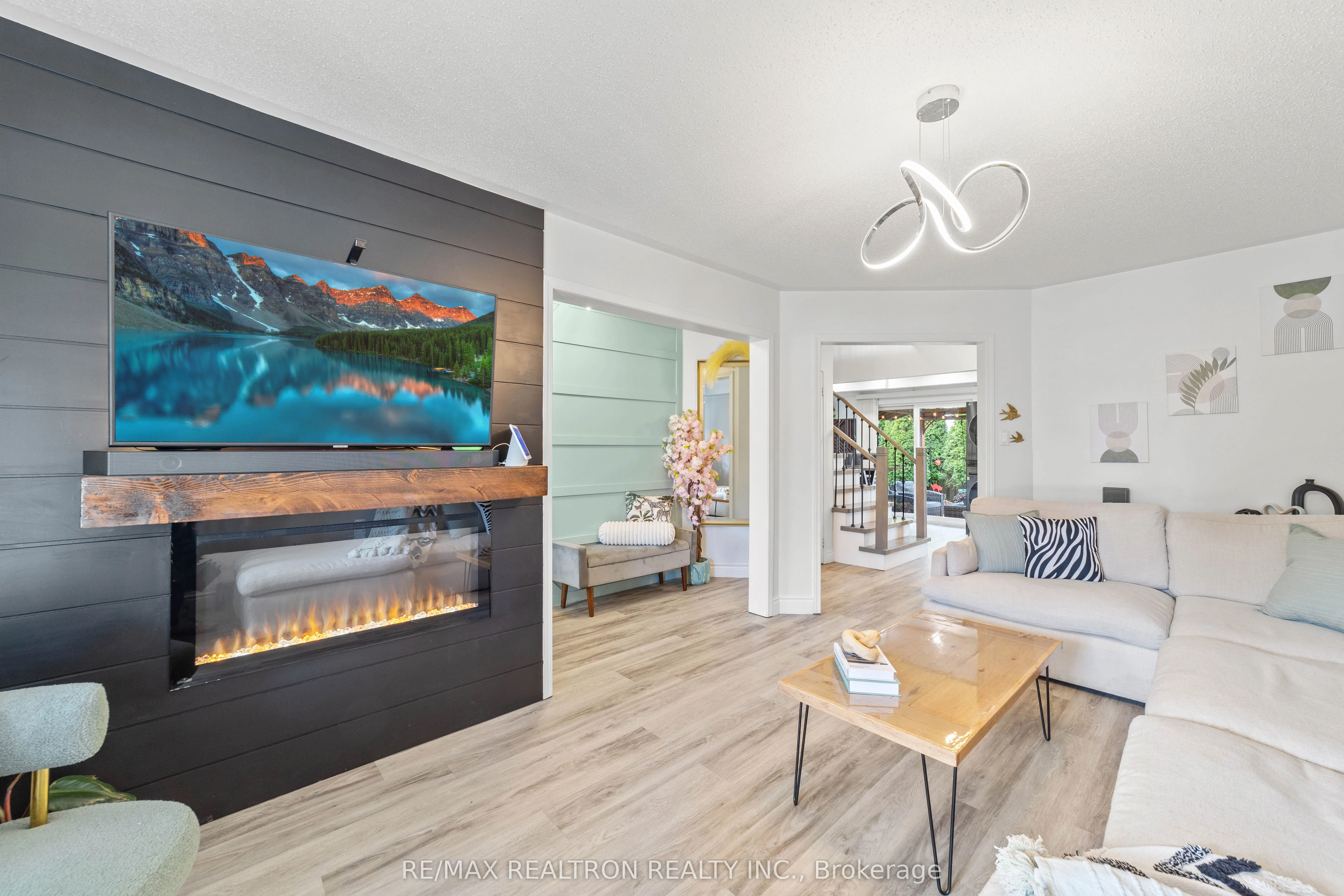 24 Succession Crescent