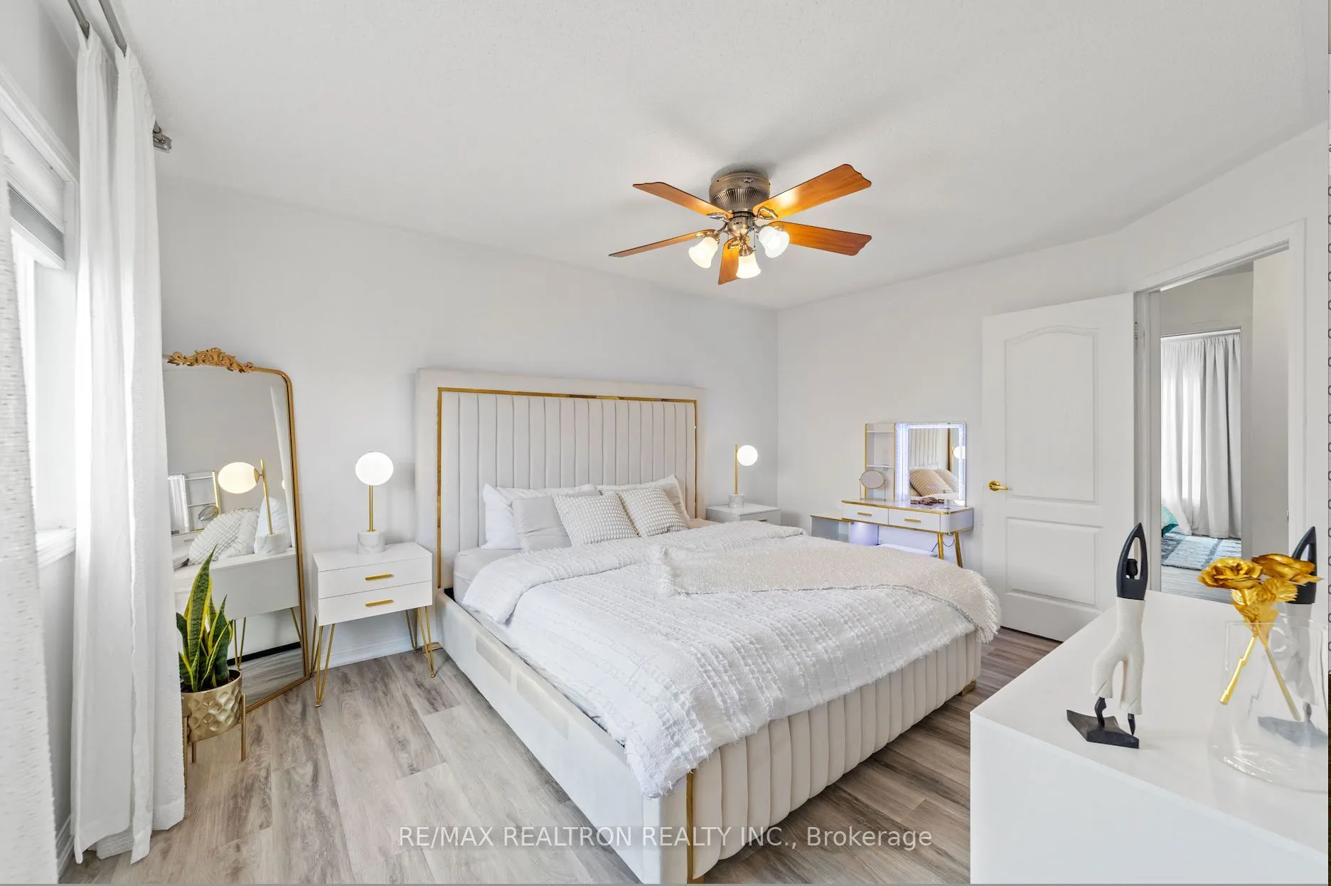 24 Succession Crescent