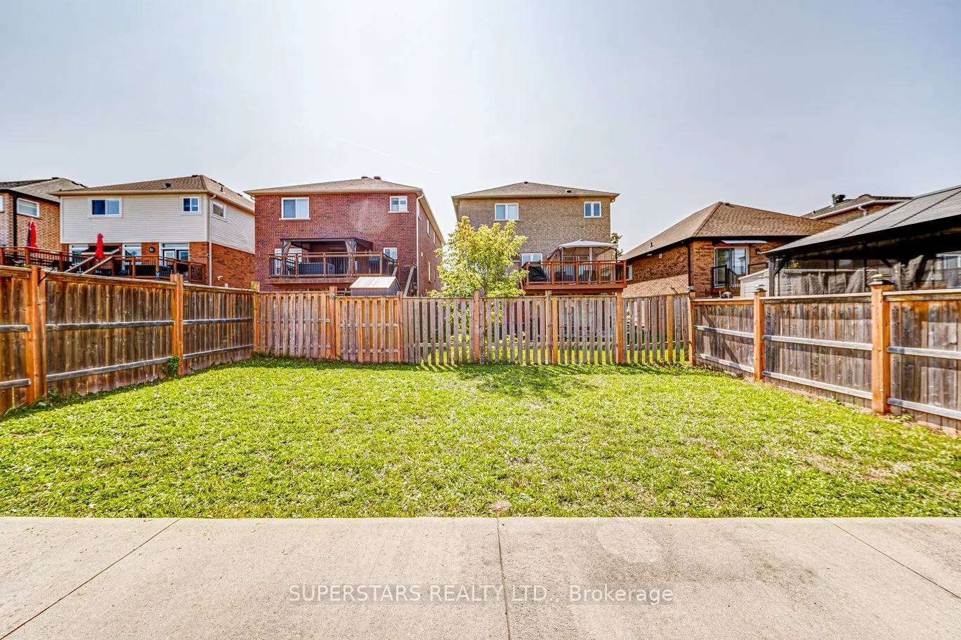 46 Majesty Boulevard