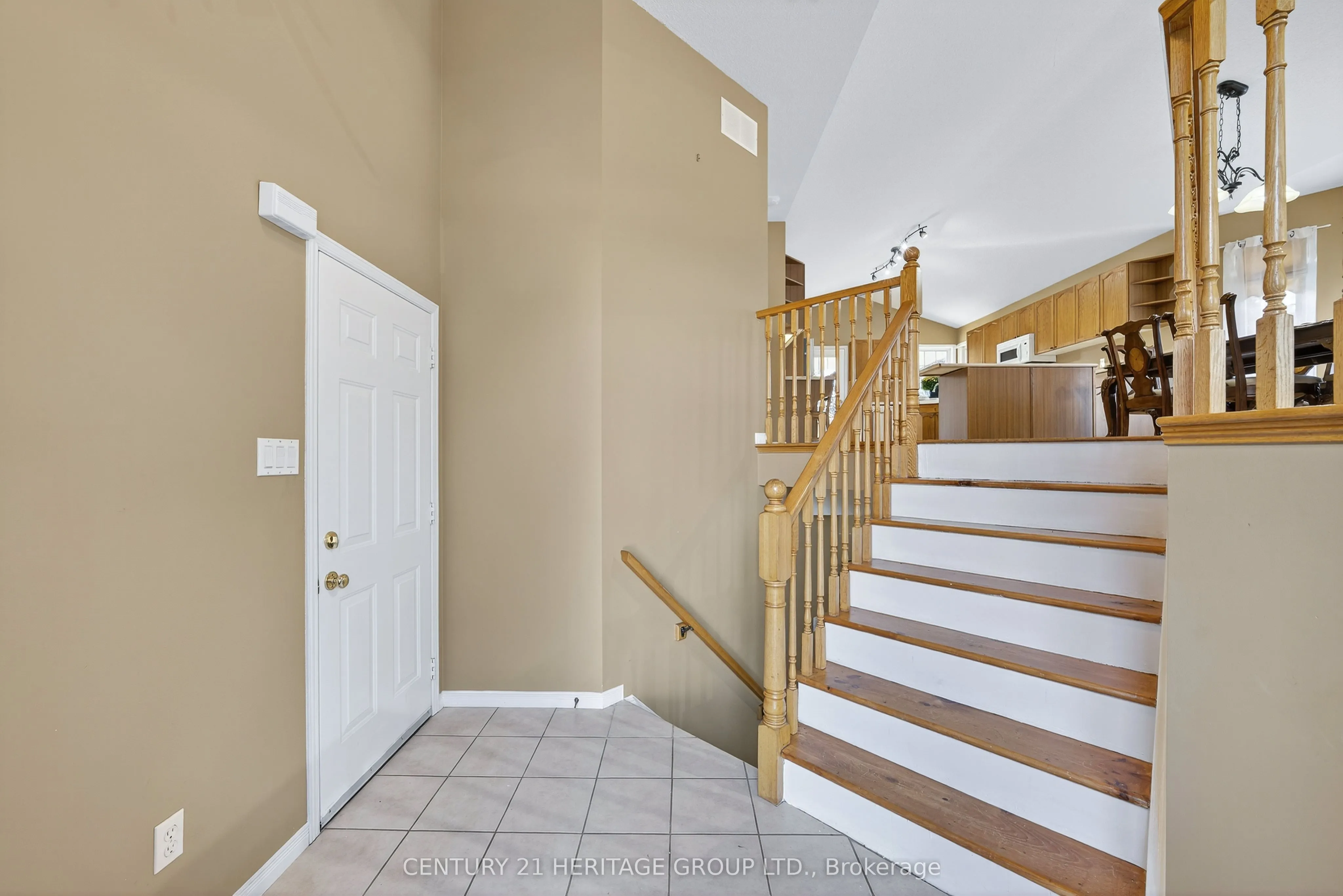 250 Kathleen Crescent