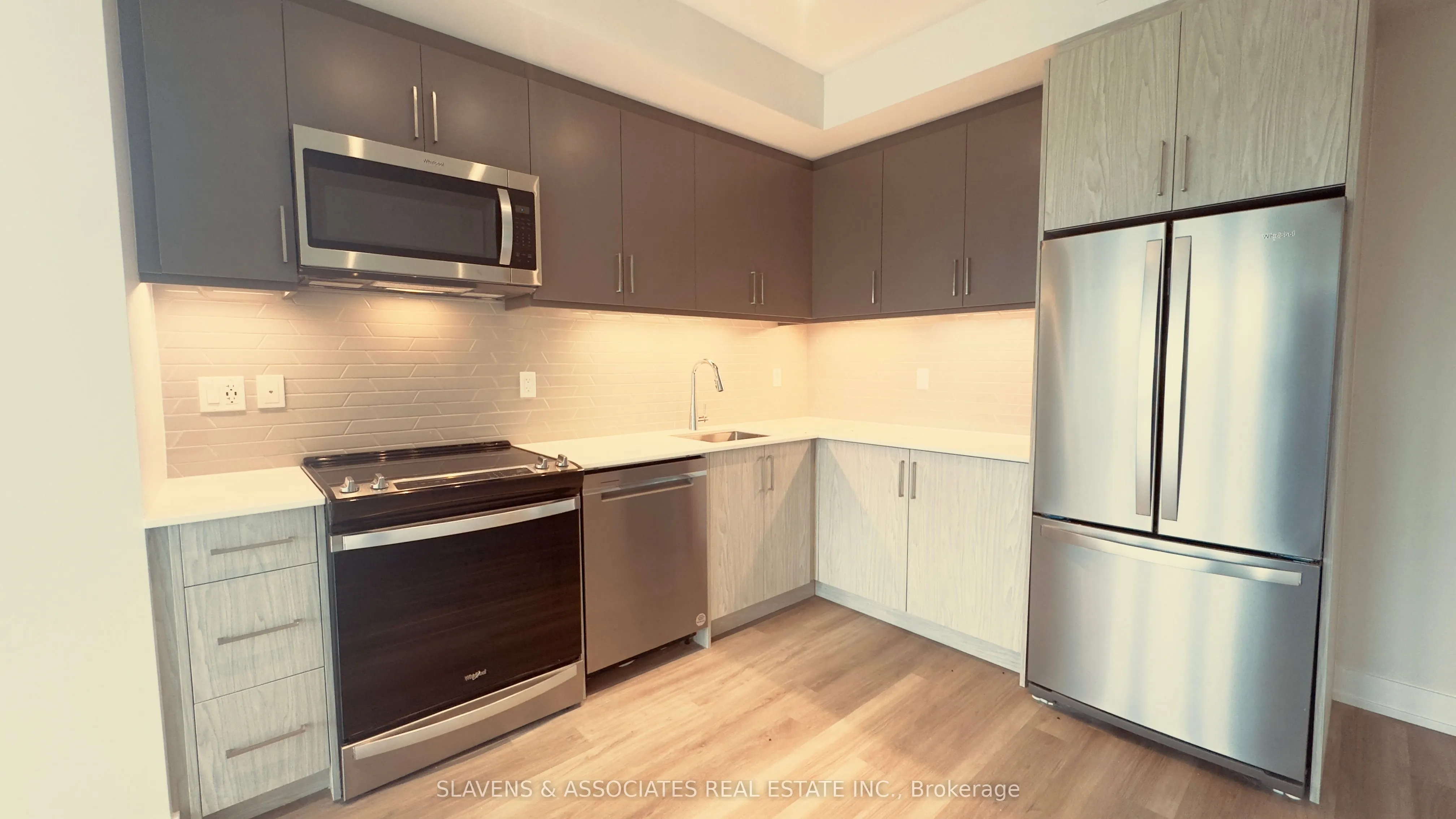 41 Johnson Street, #514