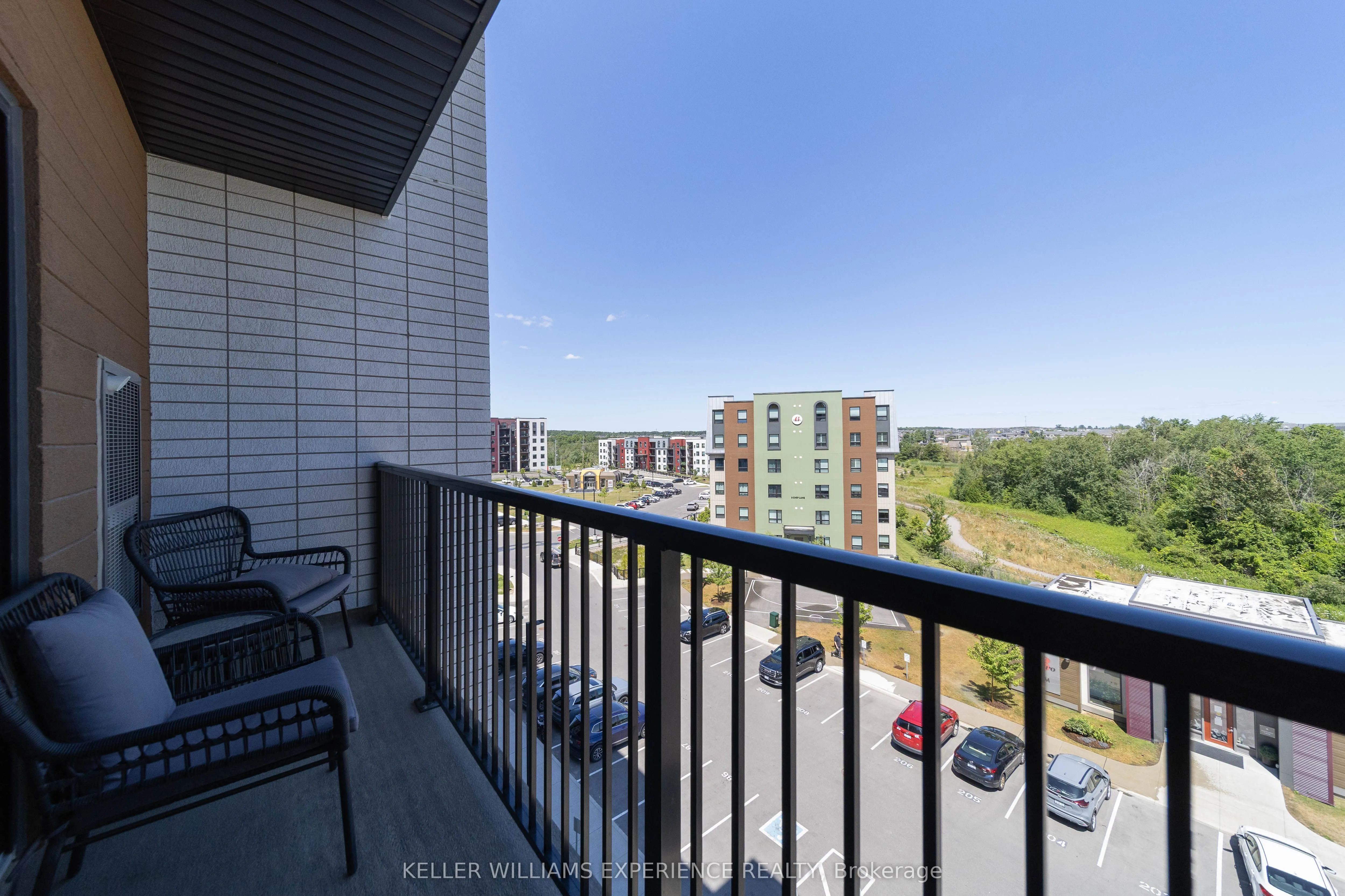 8 Culinary Lane, #401