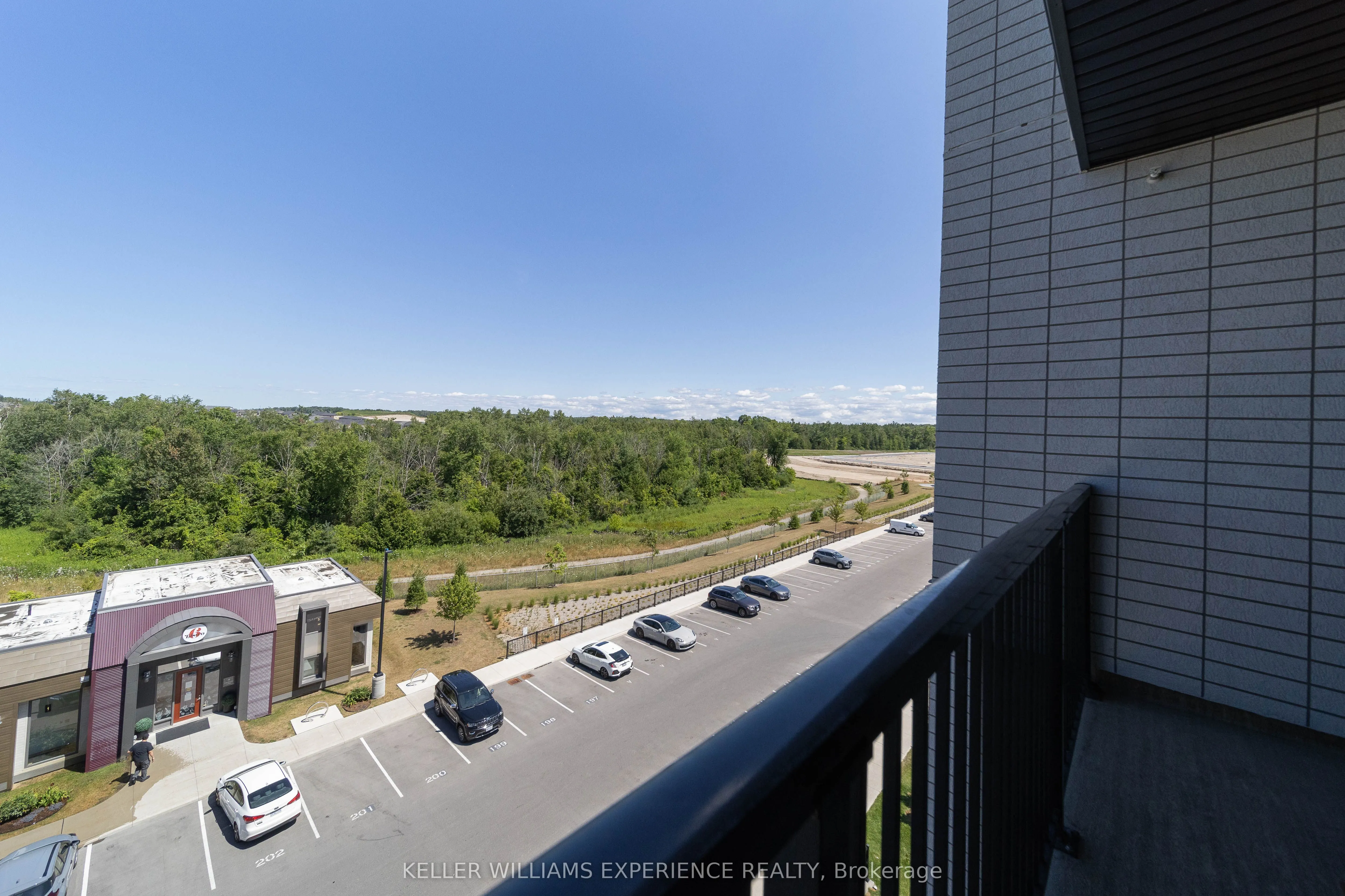 8 Culinary Lane, #401