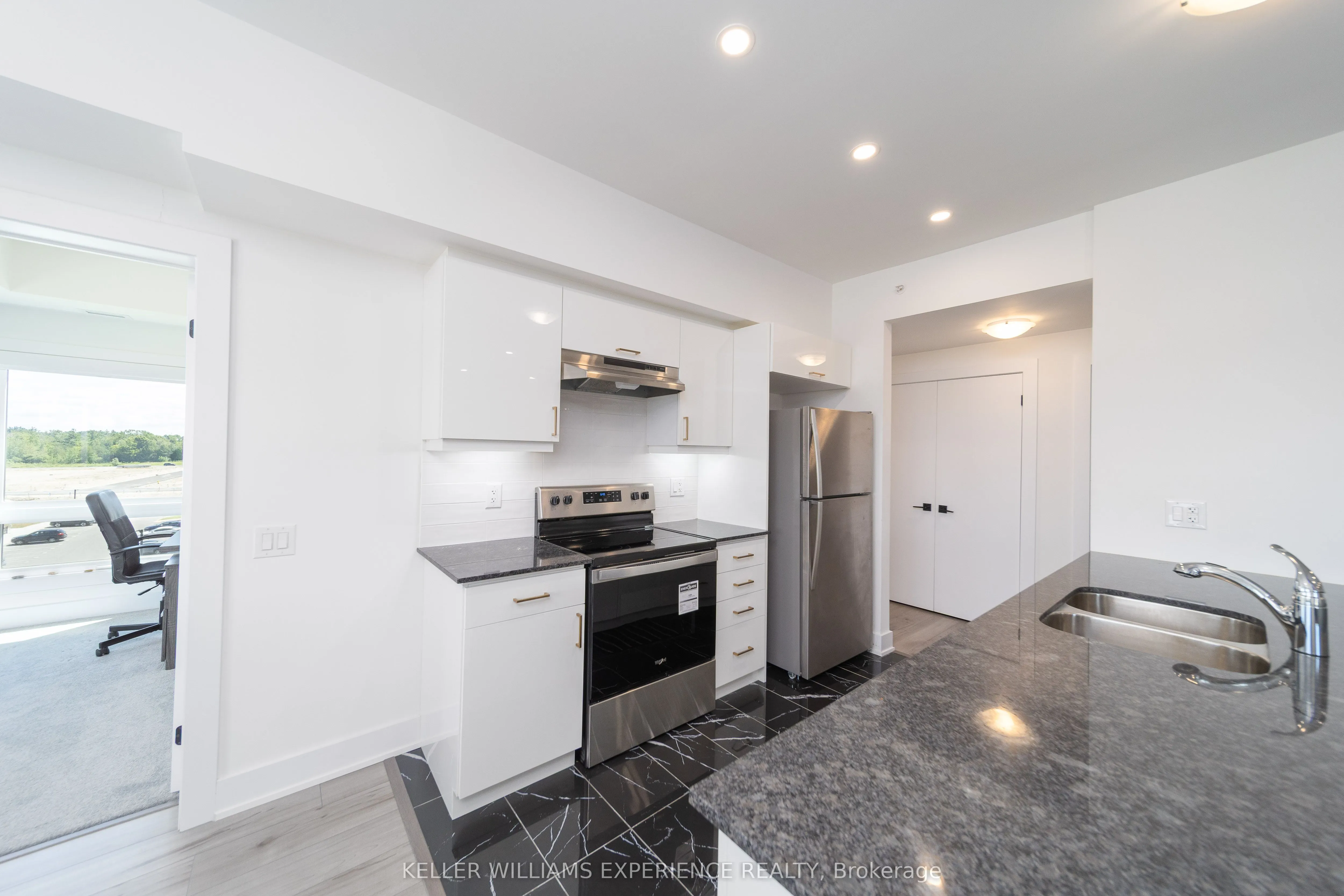 8 Culinary Lane, #401