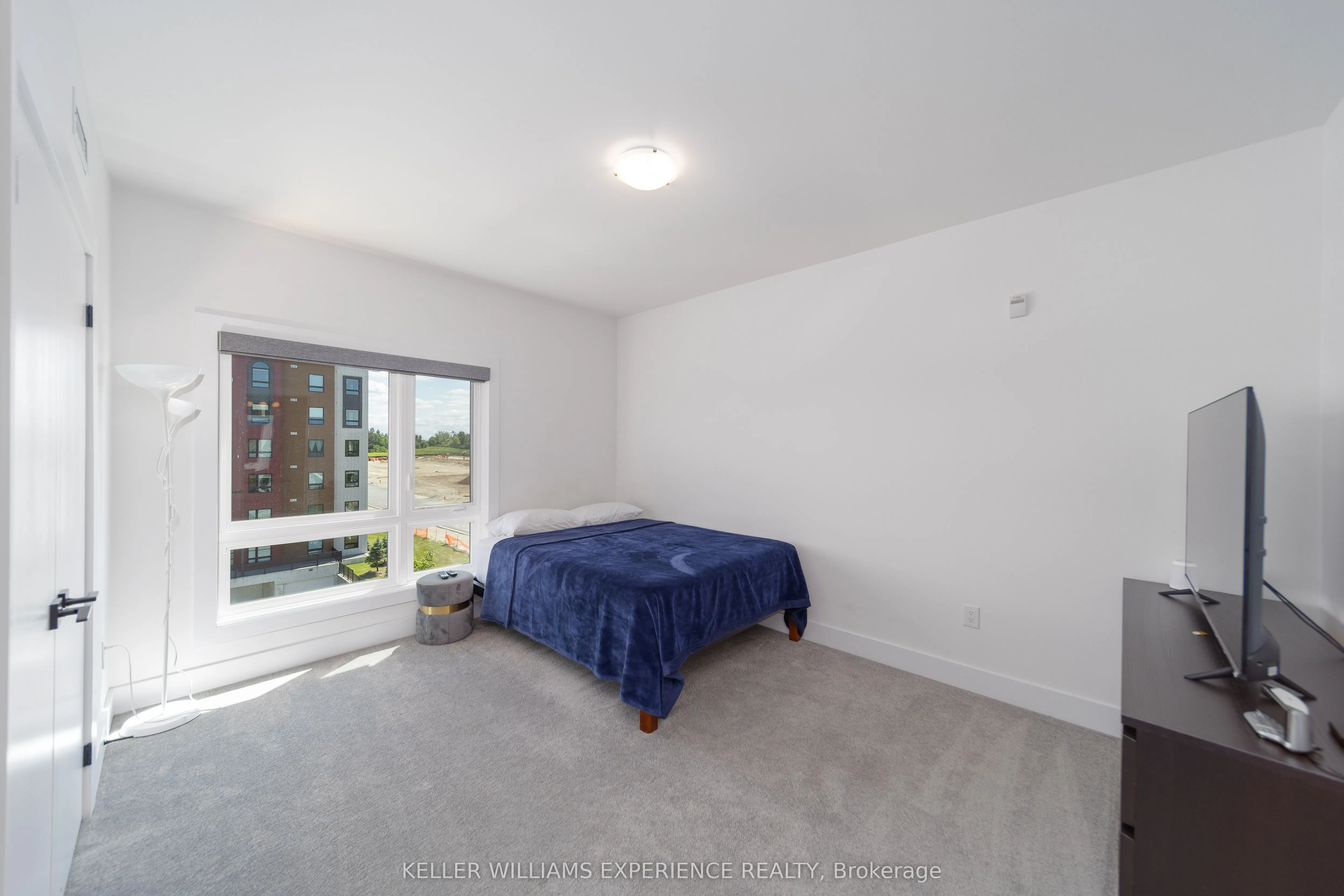 8 Culinary Lane, #401