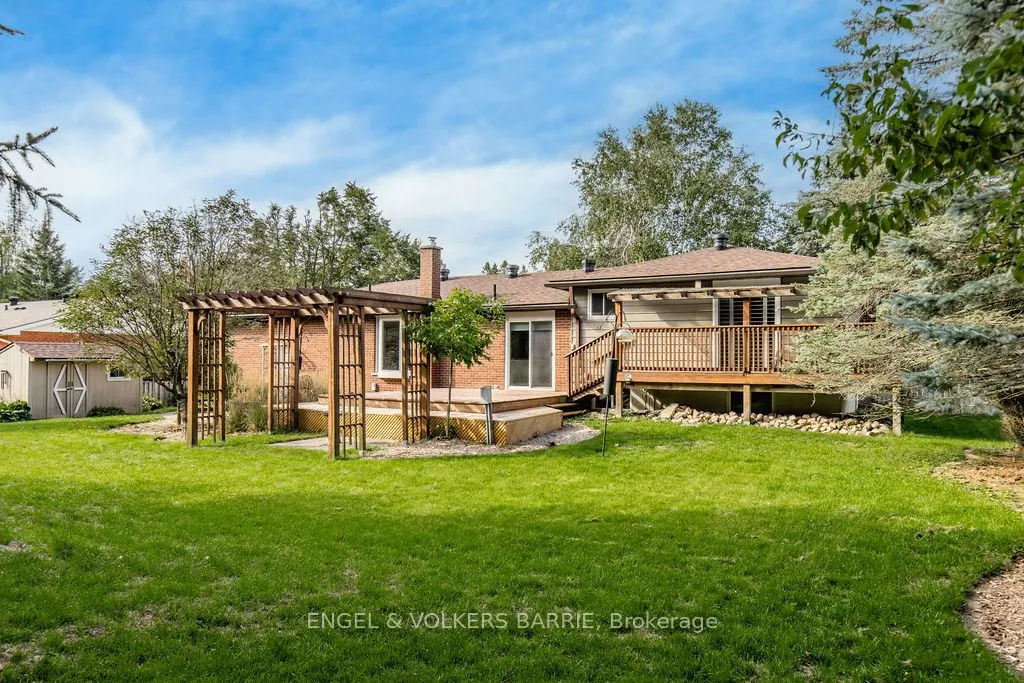 1243 St. Vincent Street