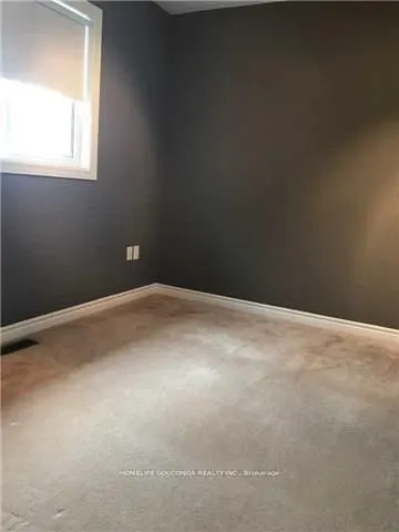 10 Jessica Drive