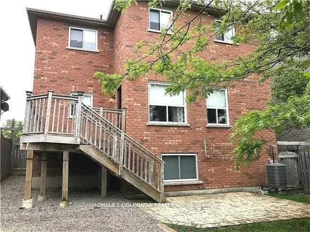 10 Jessica Drive
