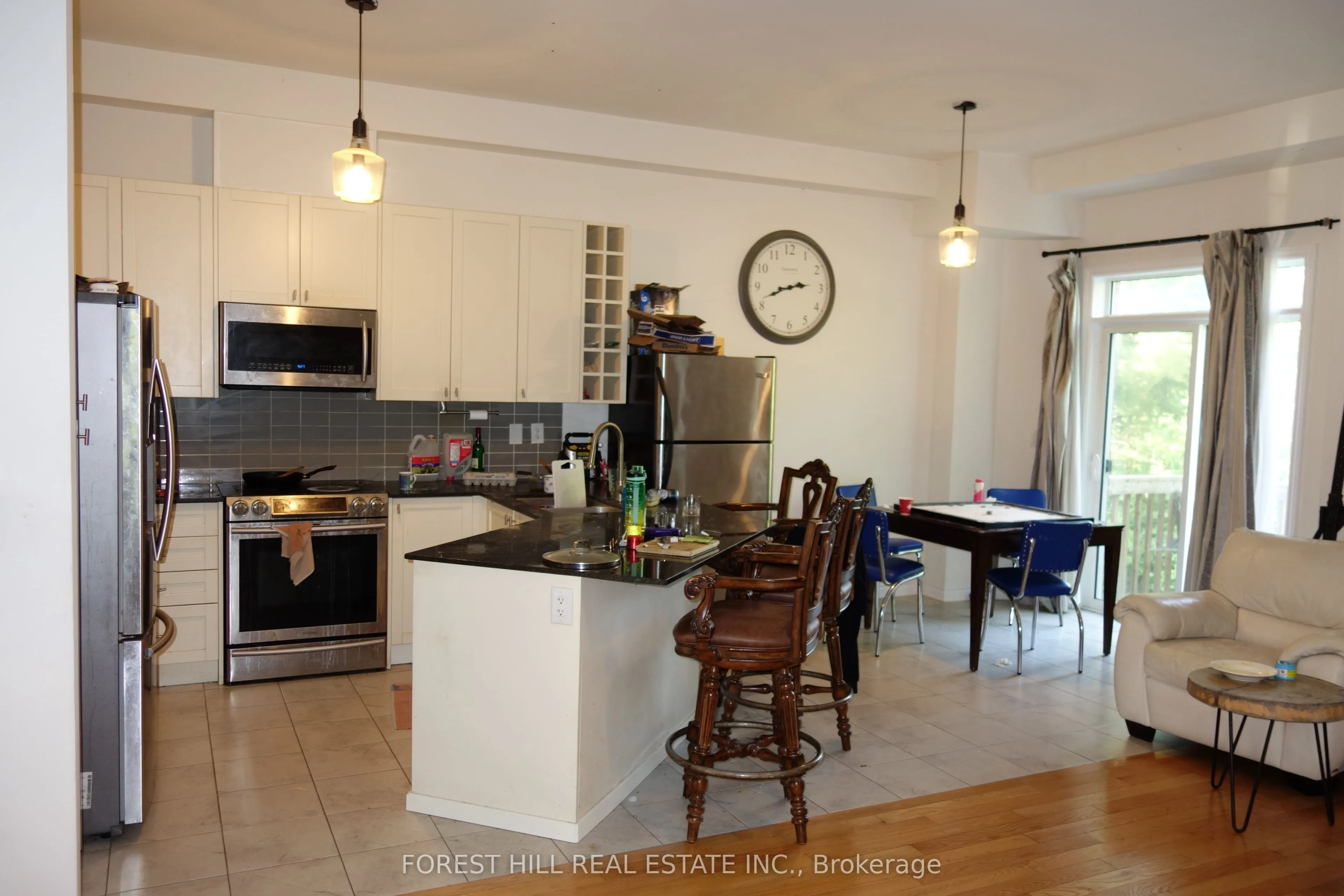 18 Farwell Avenue