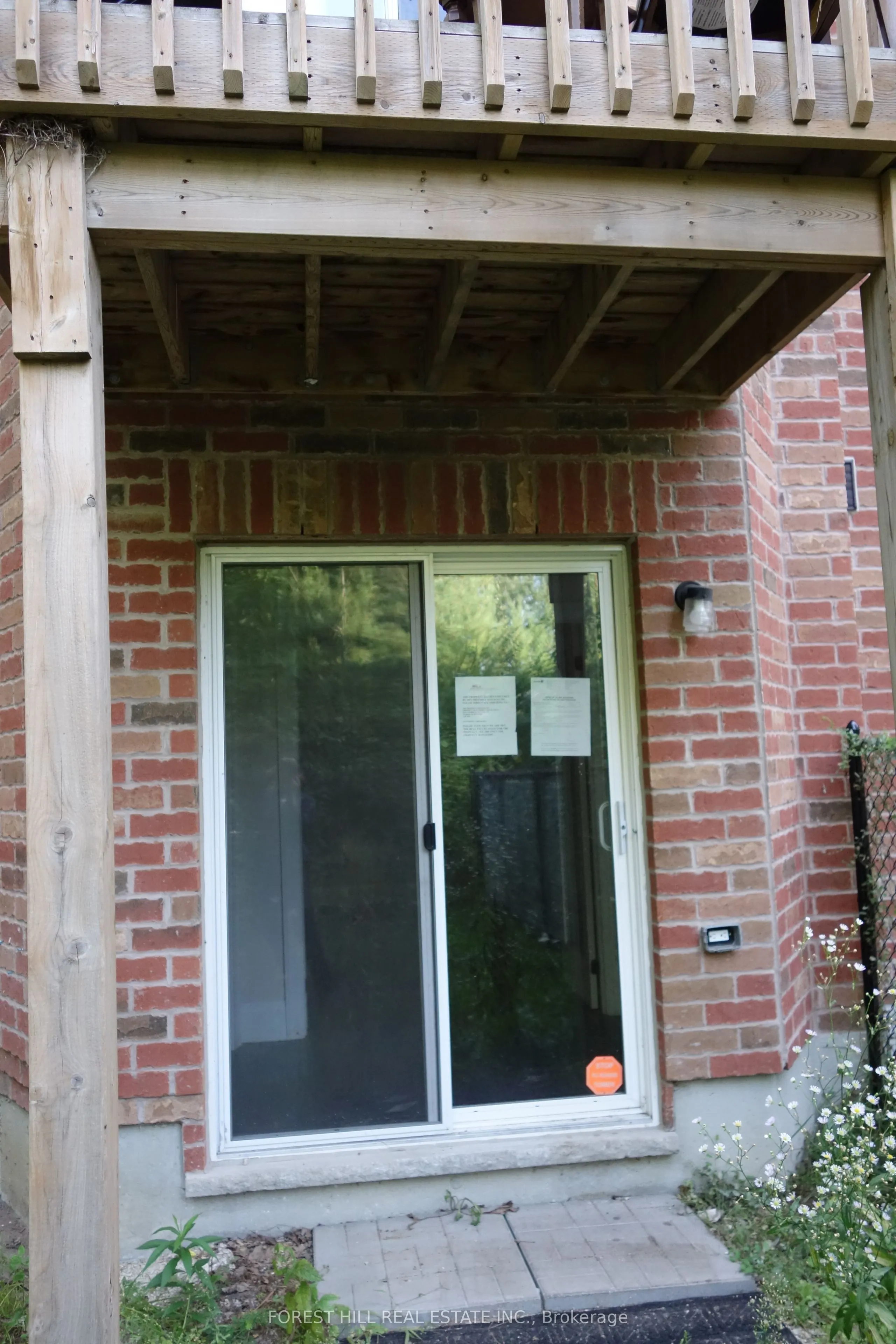 18 Farwell Avenue