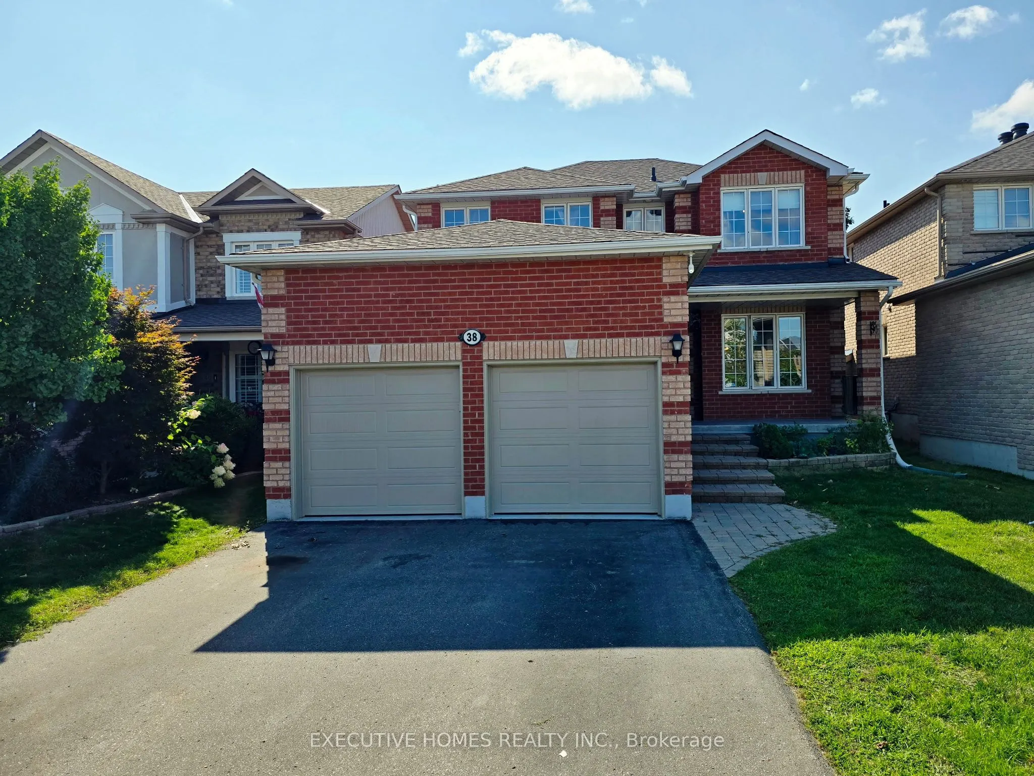 38 SHERWOOD Court