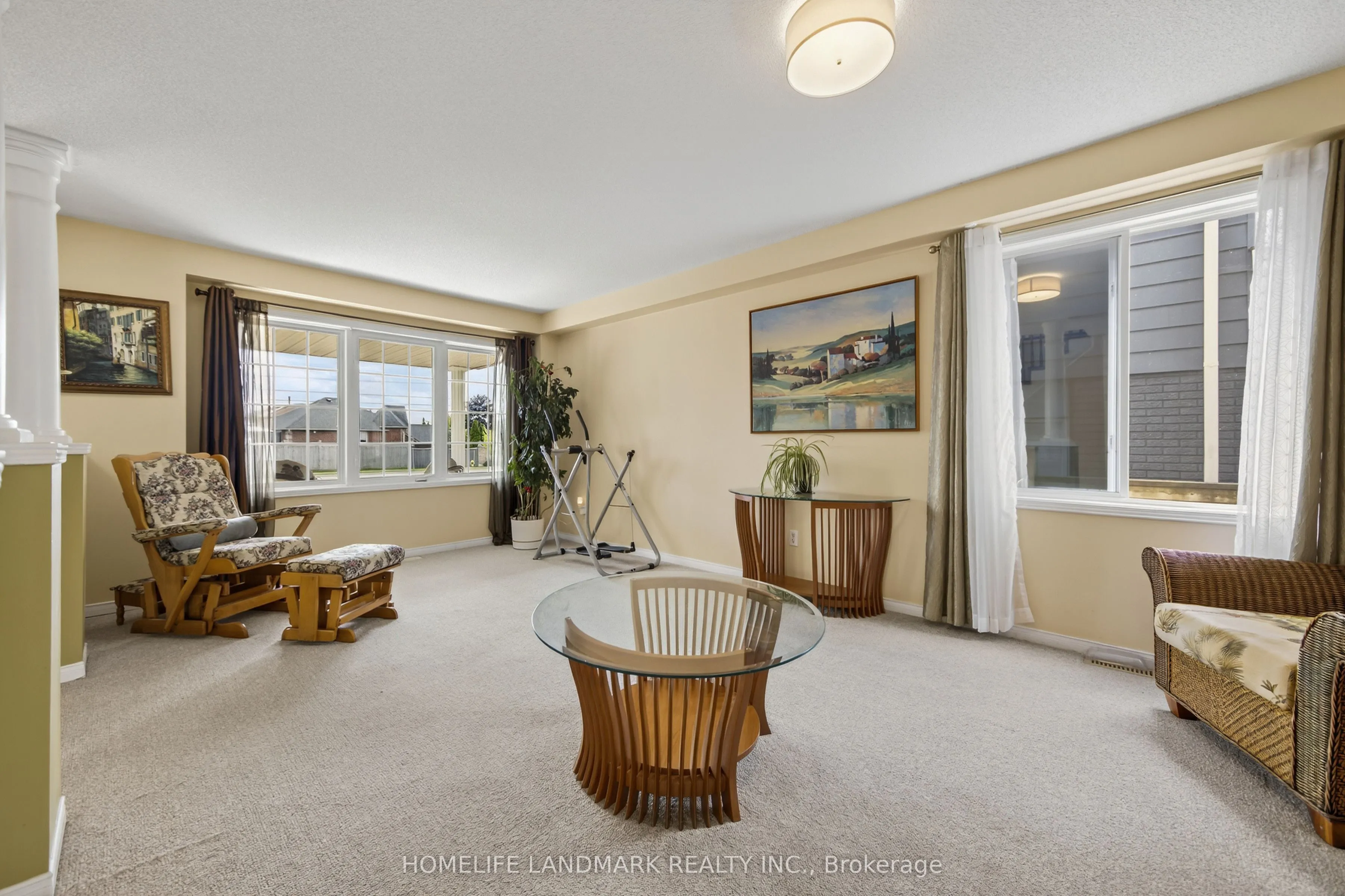 352 Georgian Drive