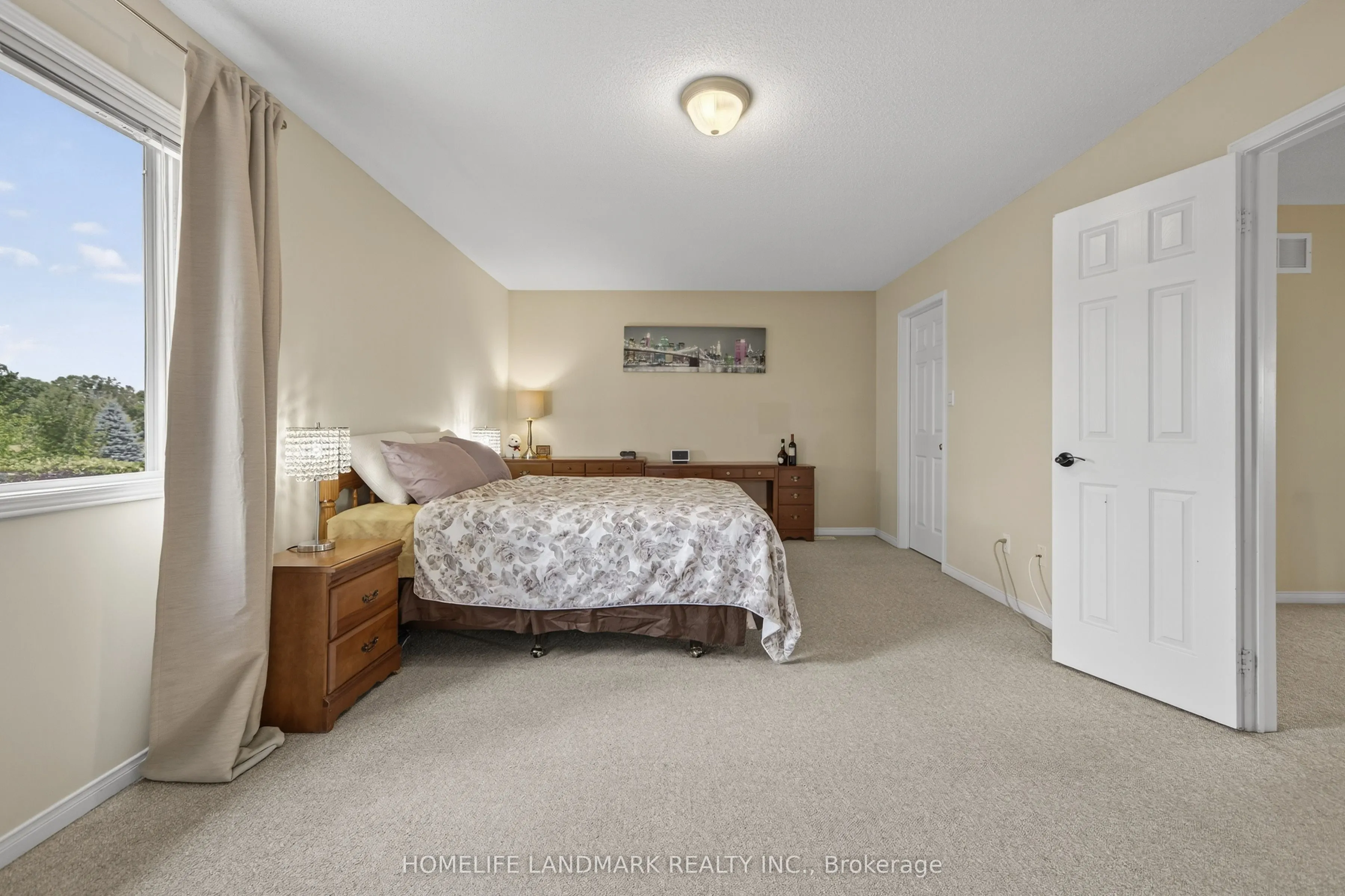 352 Georgian Drive