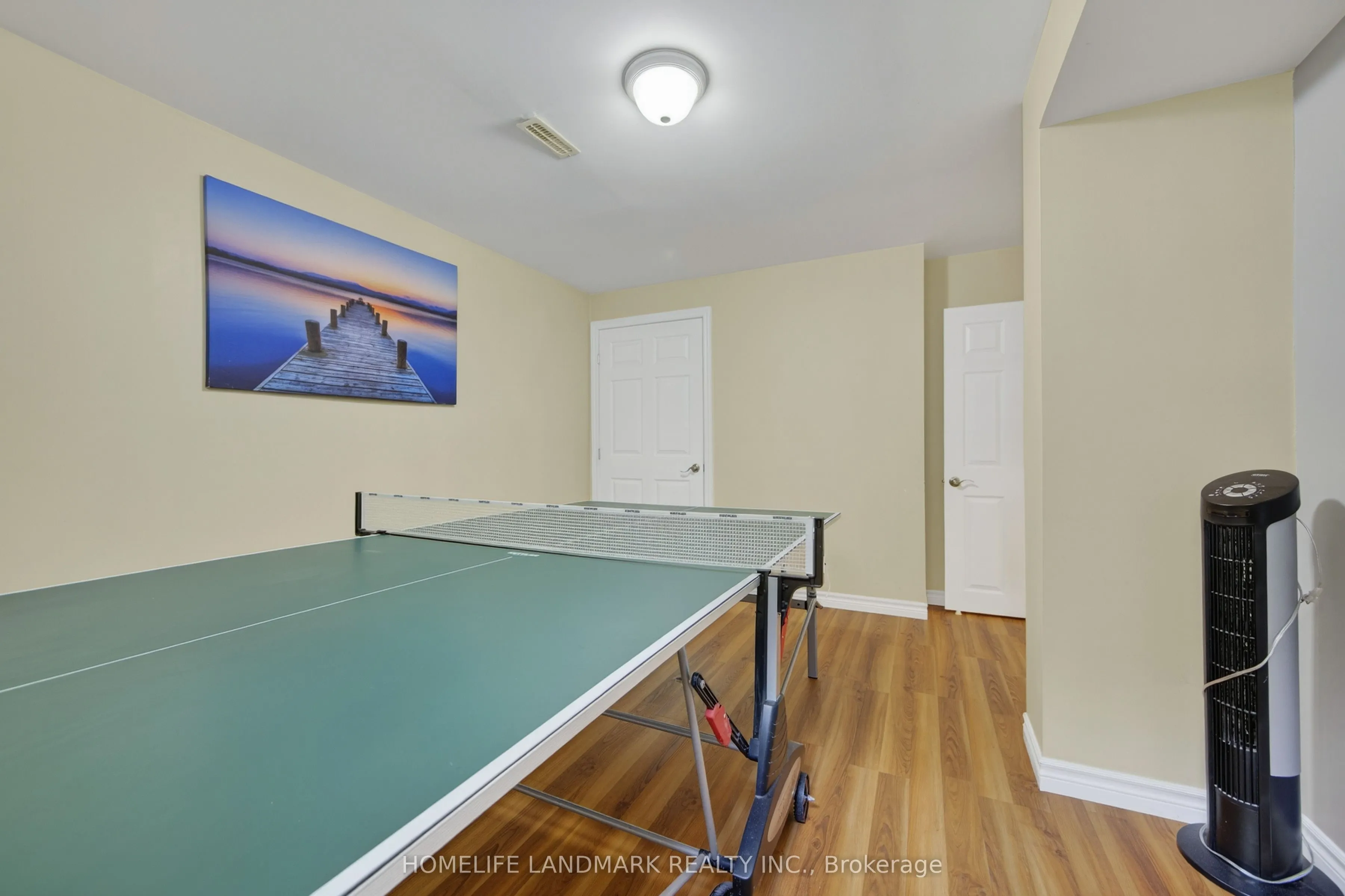 352 Georgian Drive