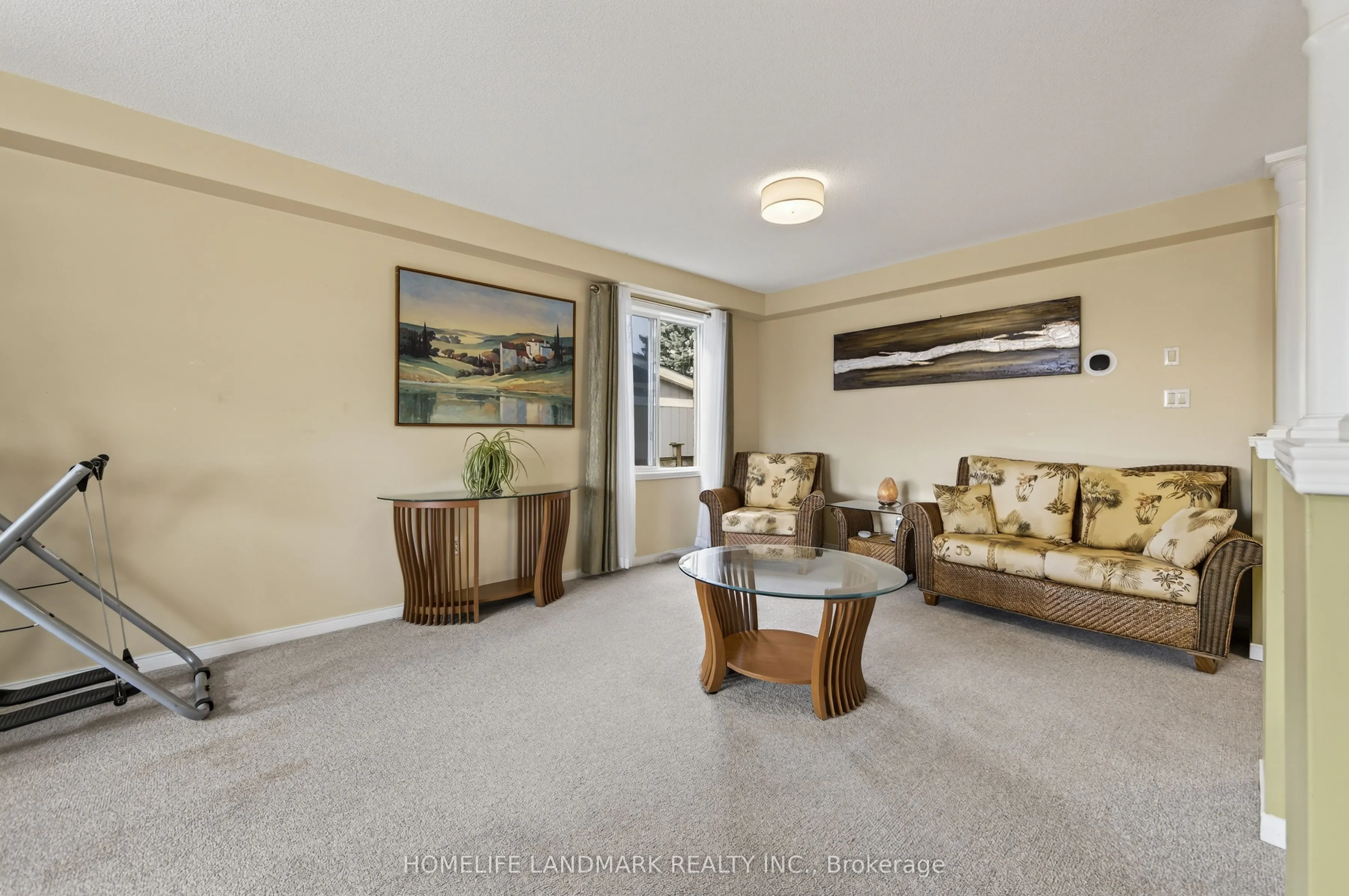 352 Georgian Drive