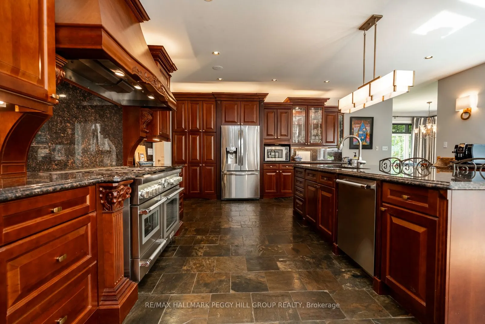 7 Maple Ridge Road