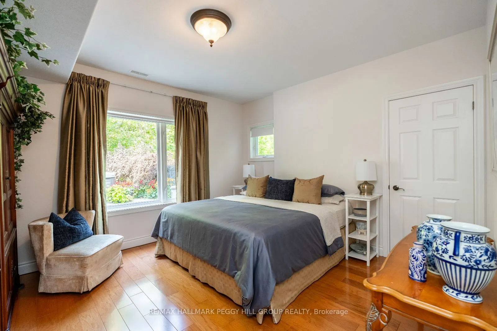 7 Maple Ridge Road