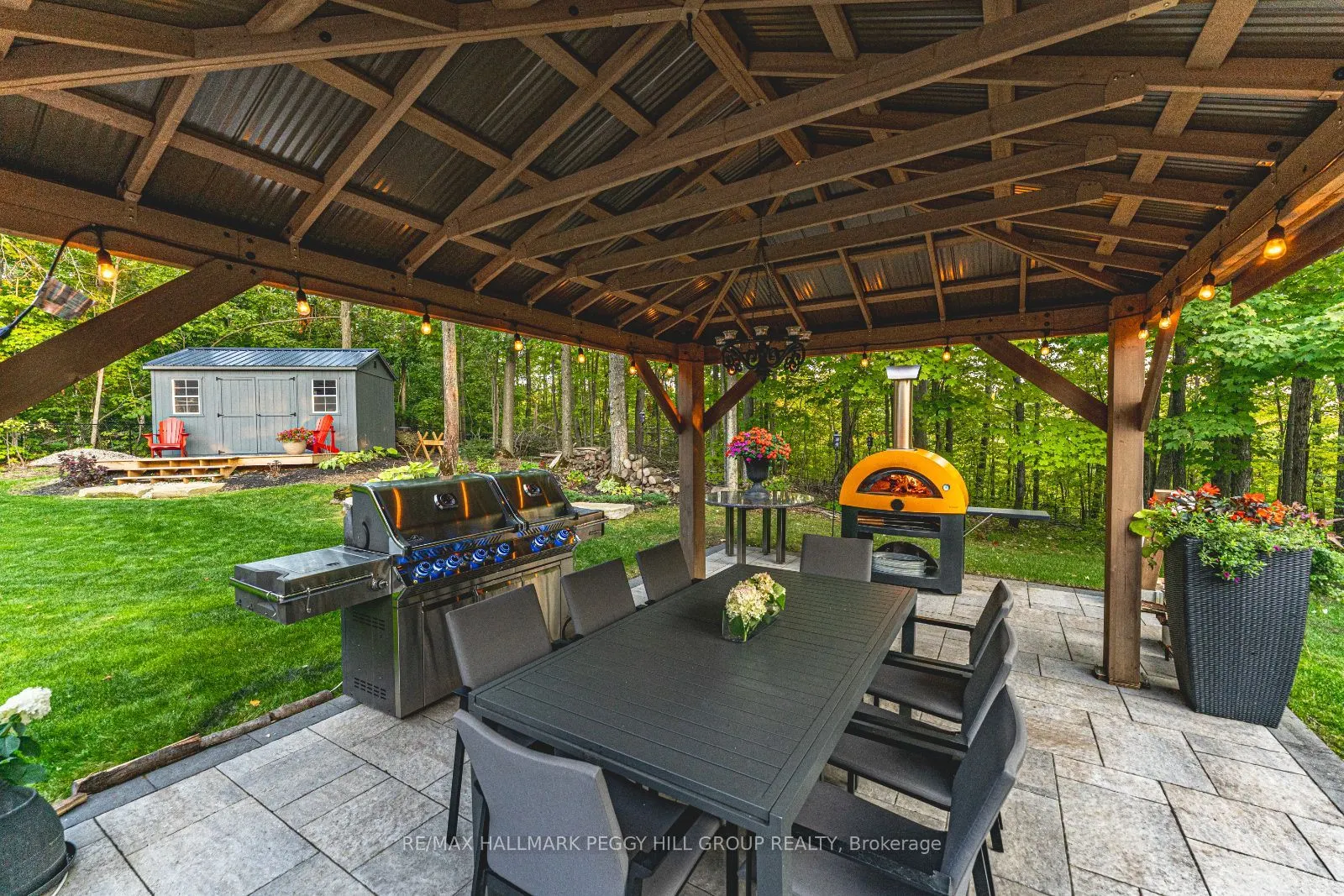 7 Maple Ridge Road