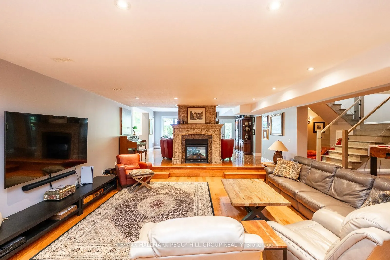 7 Maple Ridge Road