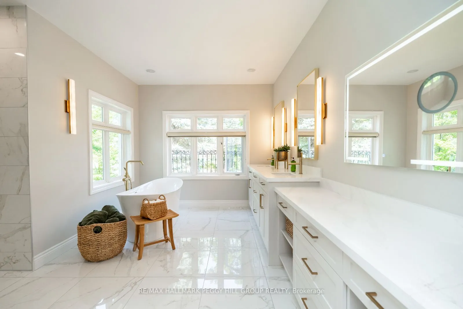 7 Maple Ridge Road