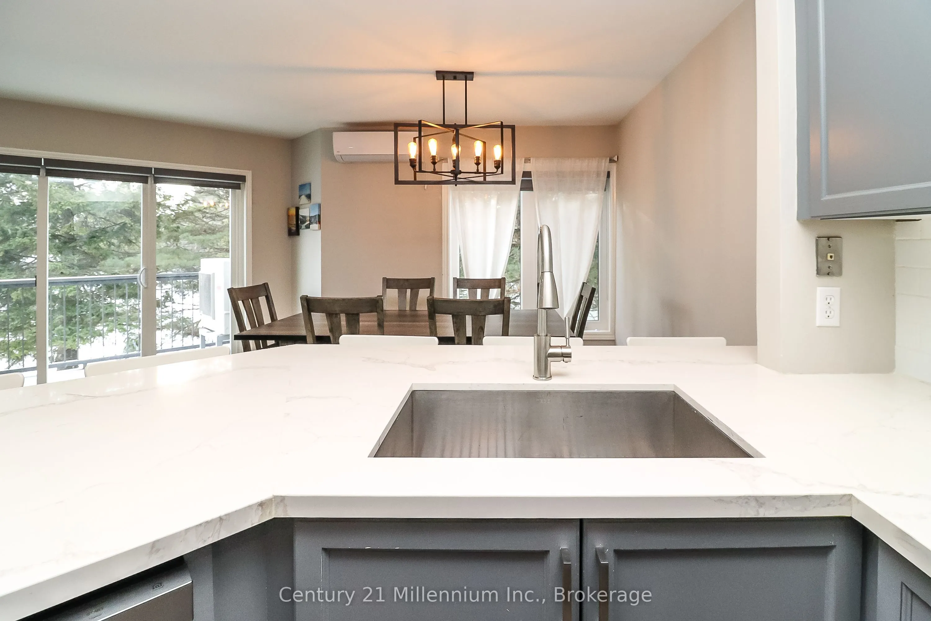 360 Mariners Way, #12