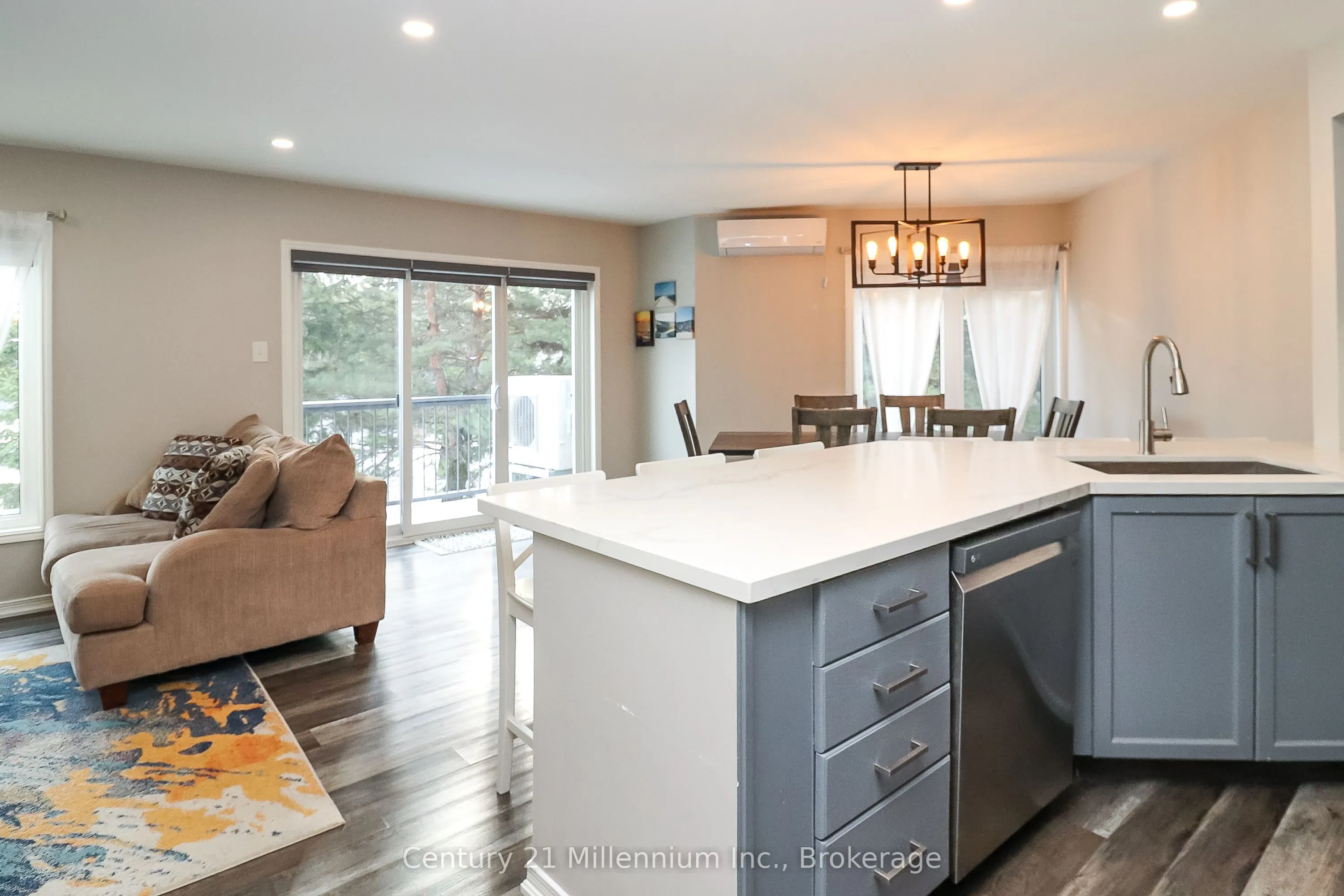 360 Mariners Way, #12