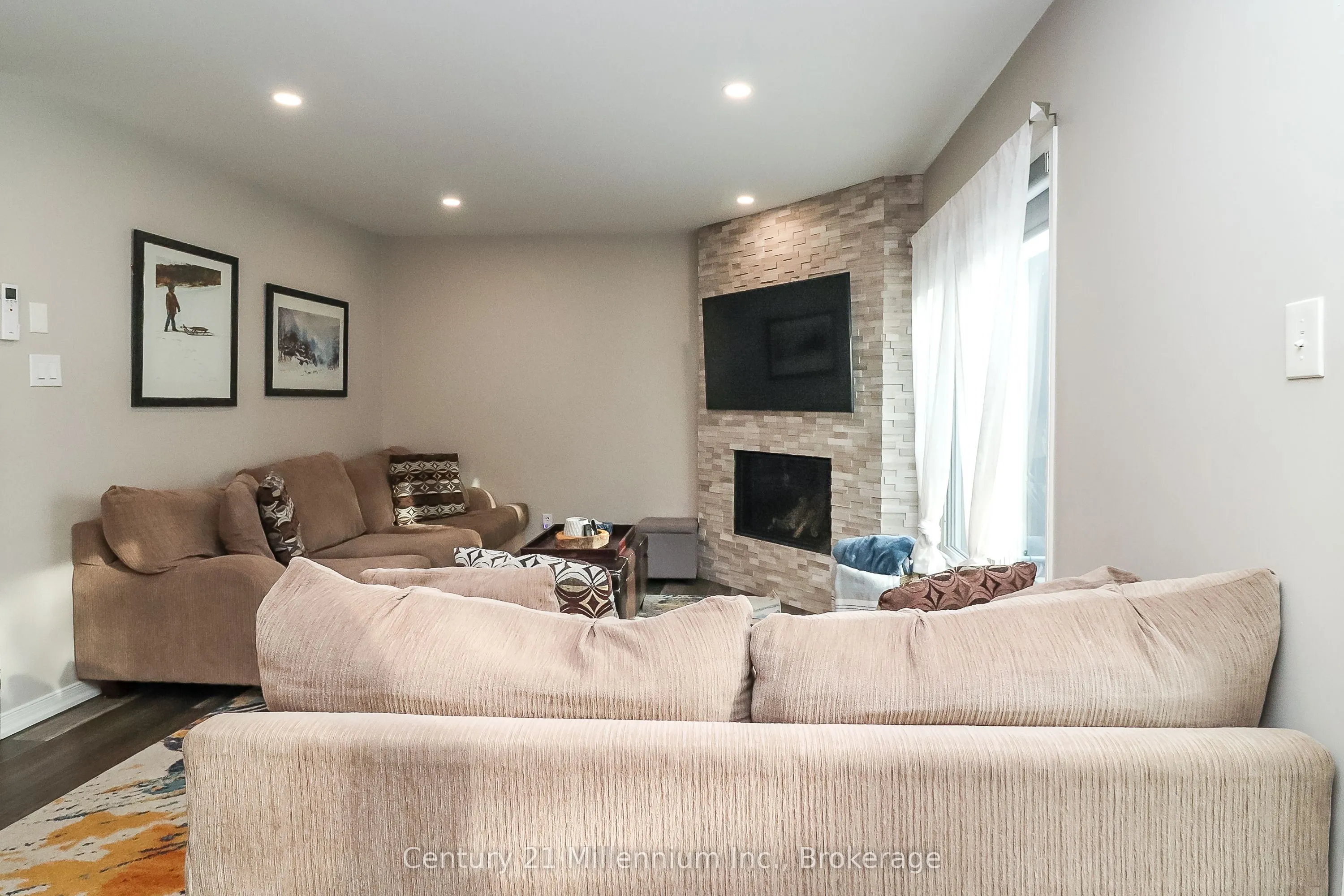 360 Mariners Way, #12