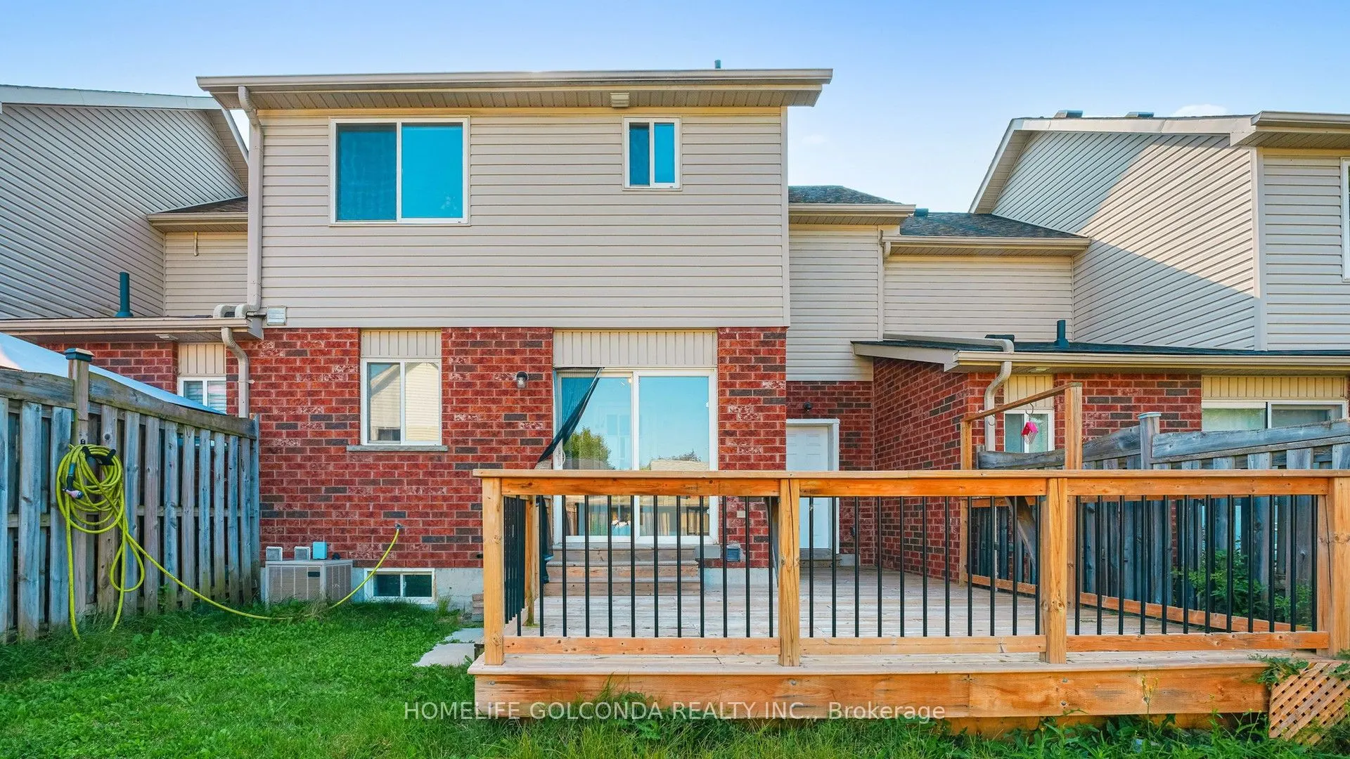 21 Bentley Crescent