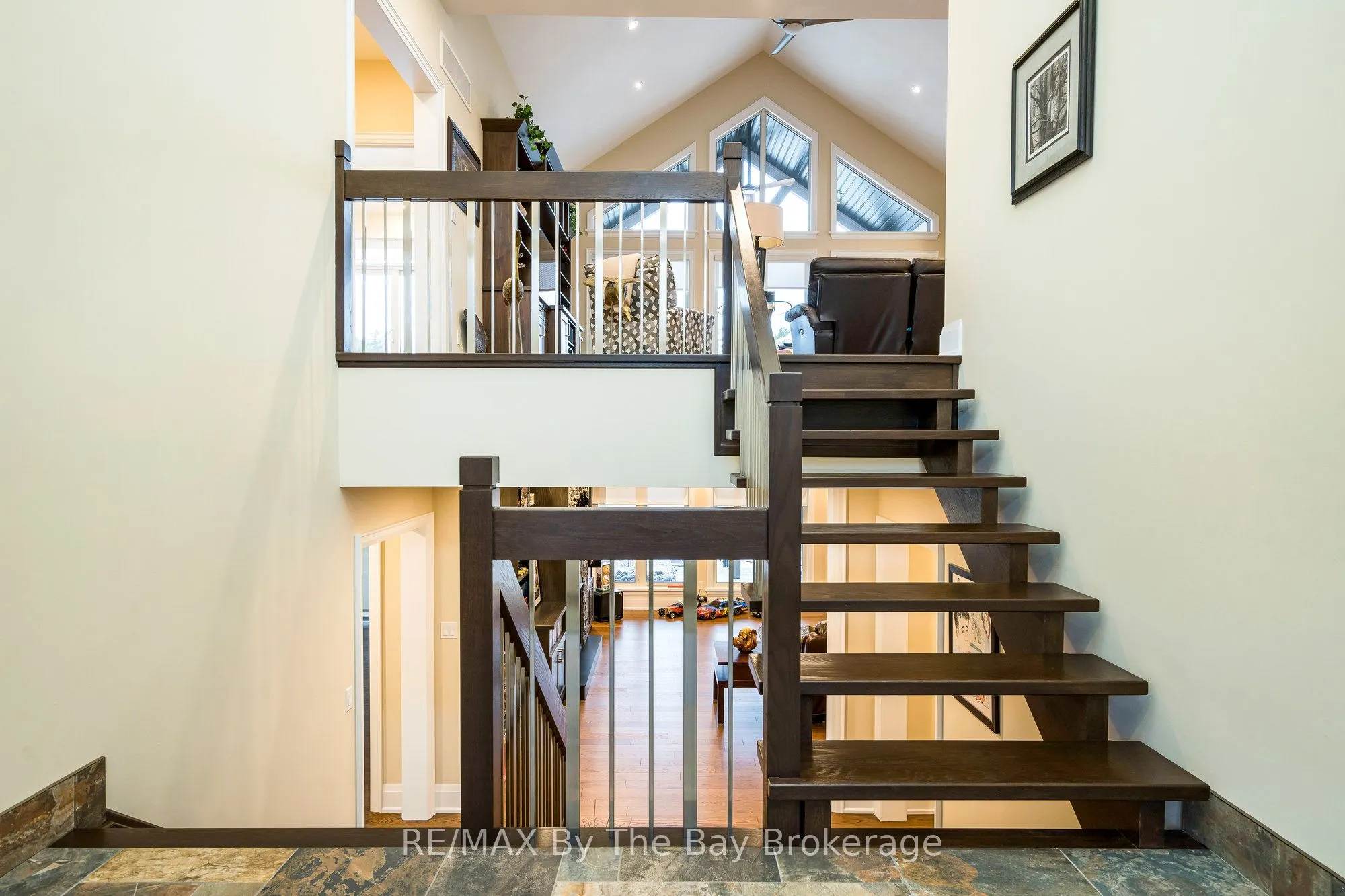 18 Edgewater Road