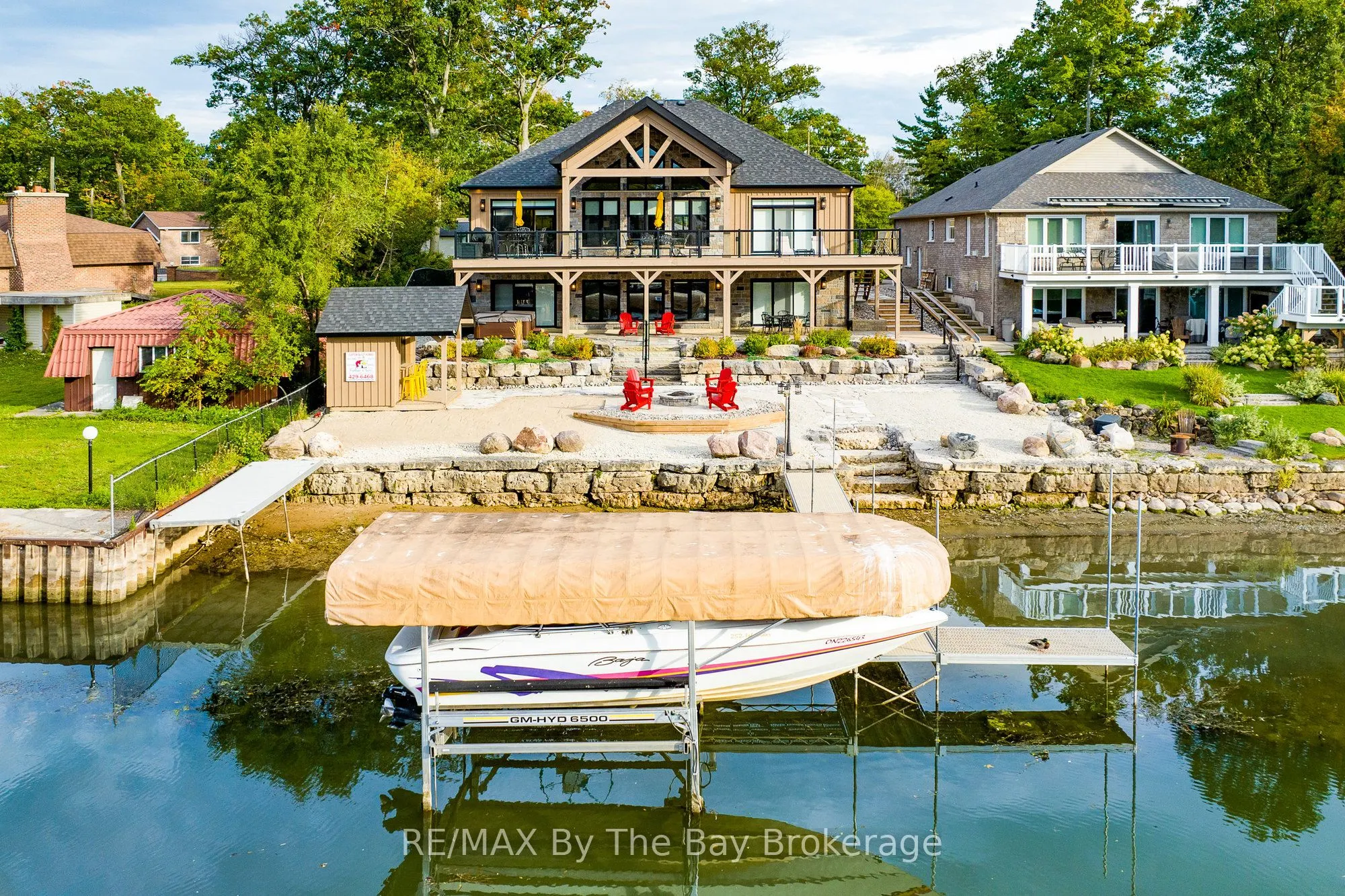 18 Edgewater Road