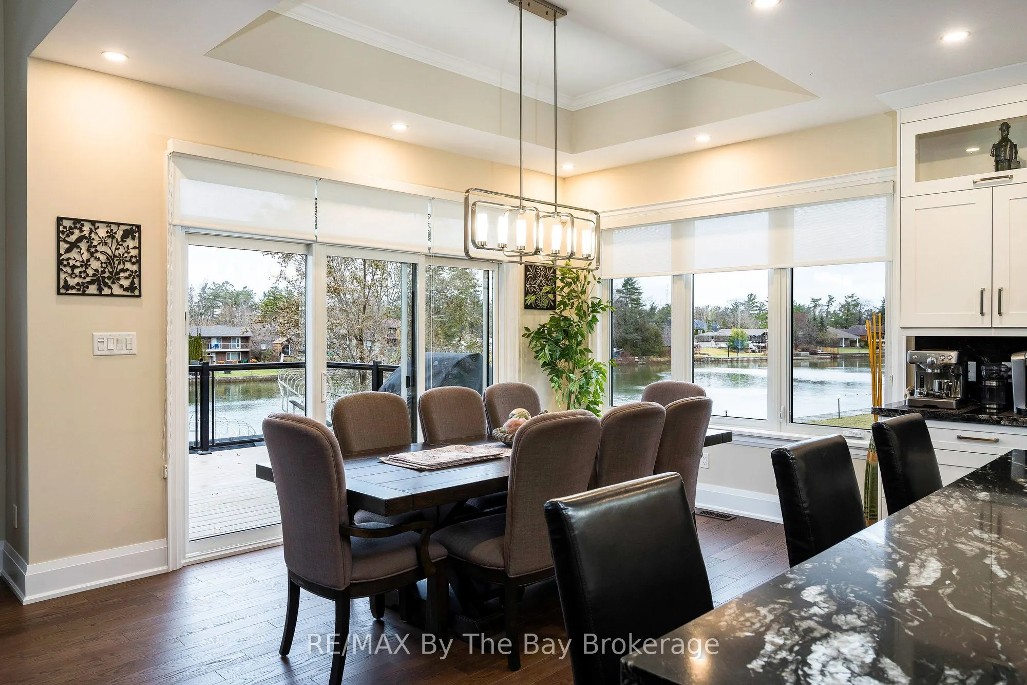 18 Edgewater Road
