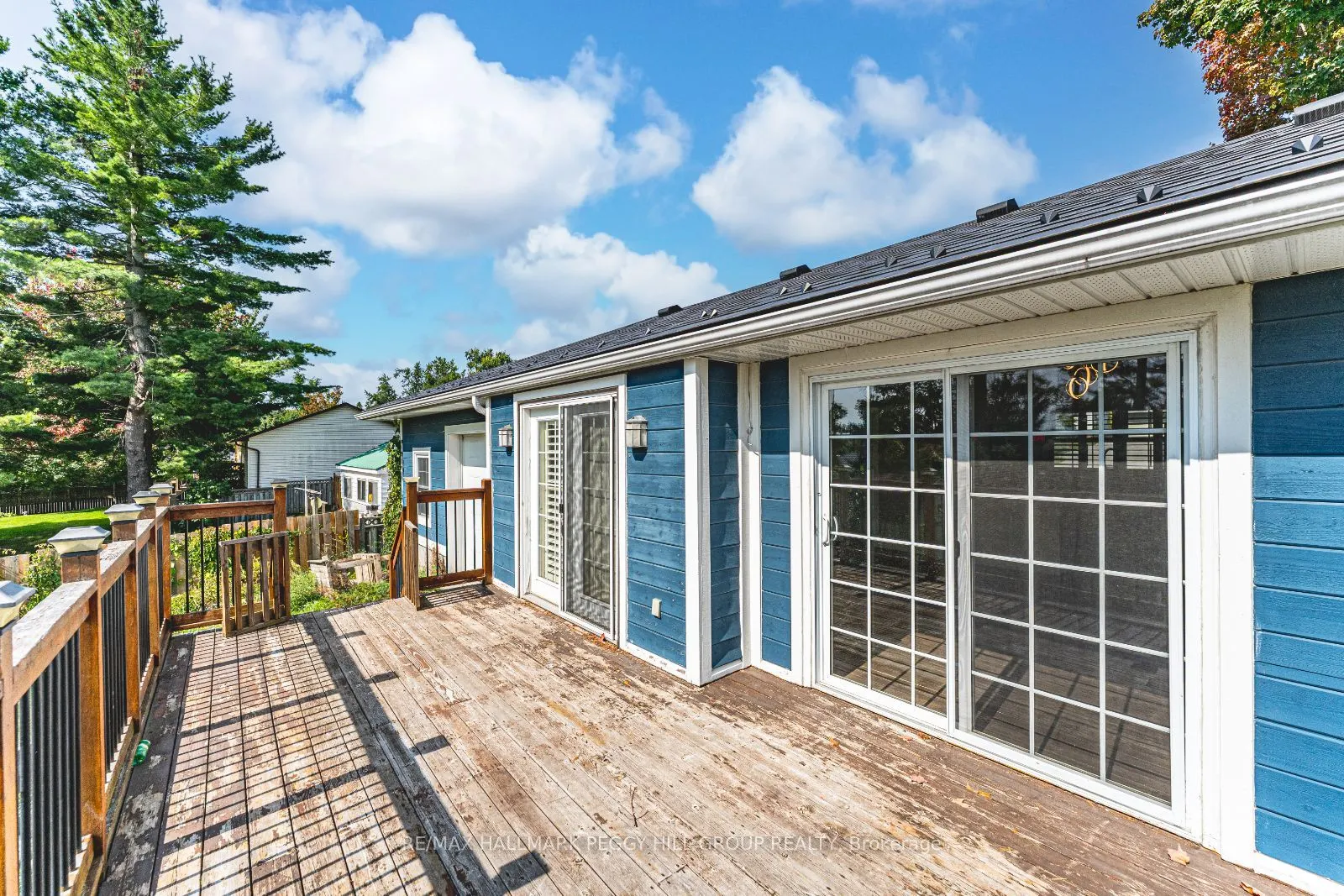 385 Edgehill Drive, #Upper