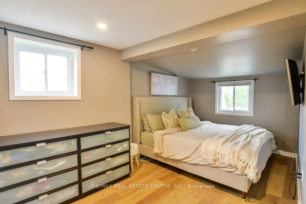349 Barrie Road