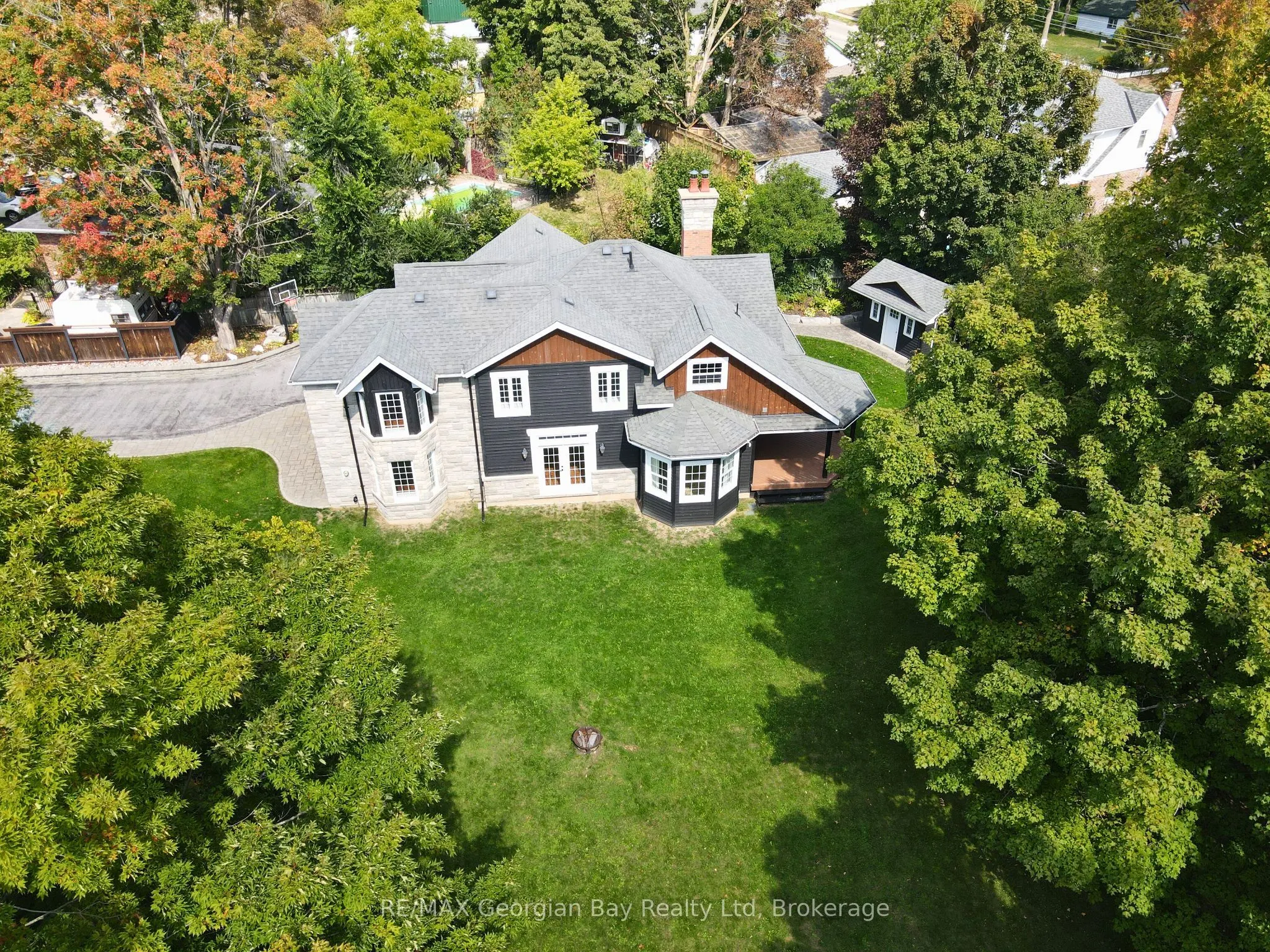 105 Duckworth Street