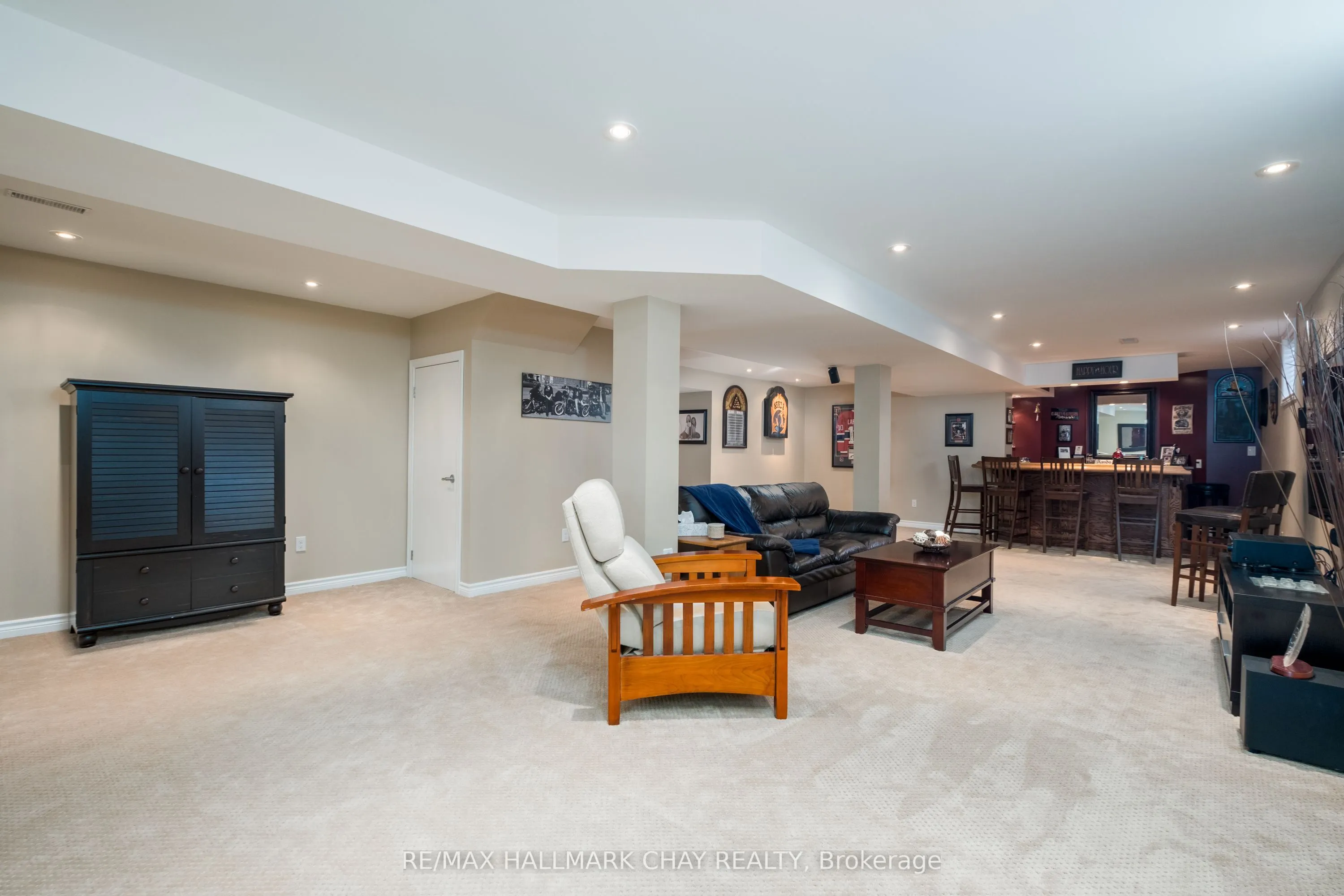 105 Crompton Drive