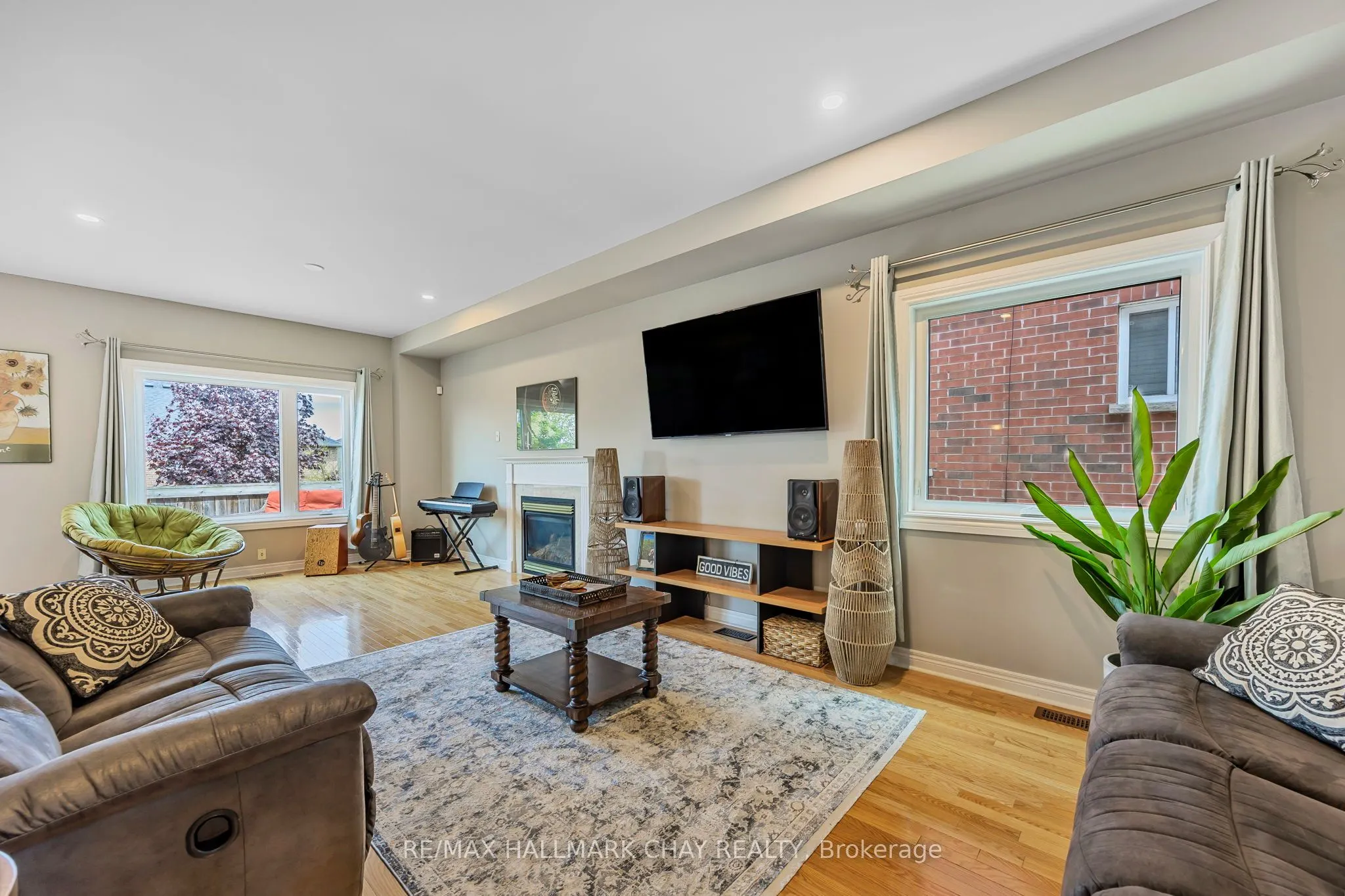 12 Prince Of Wales Drive