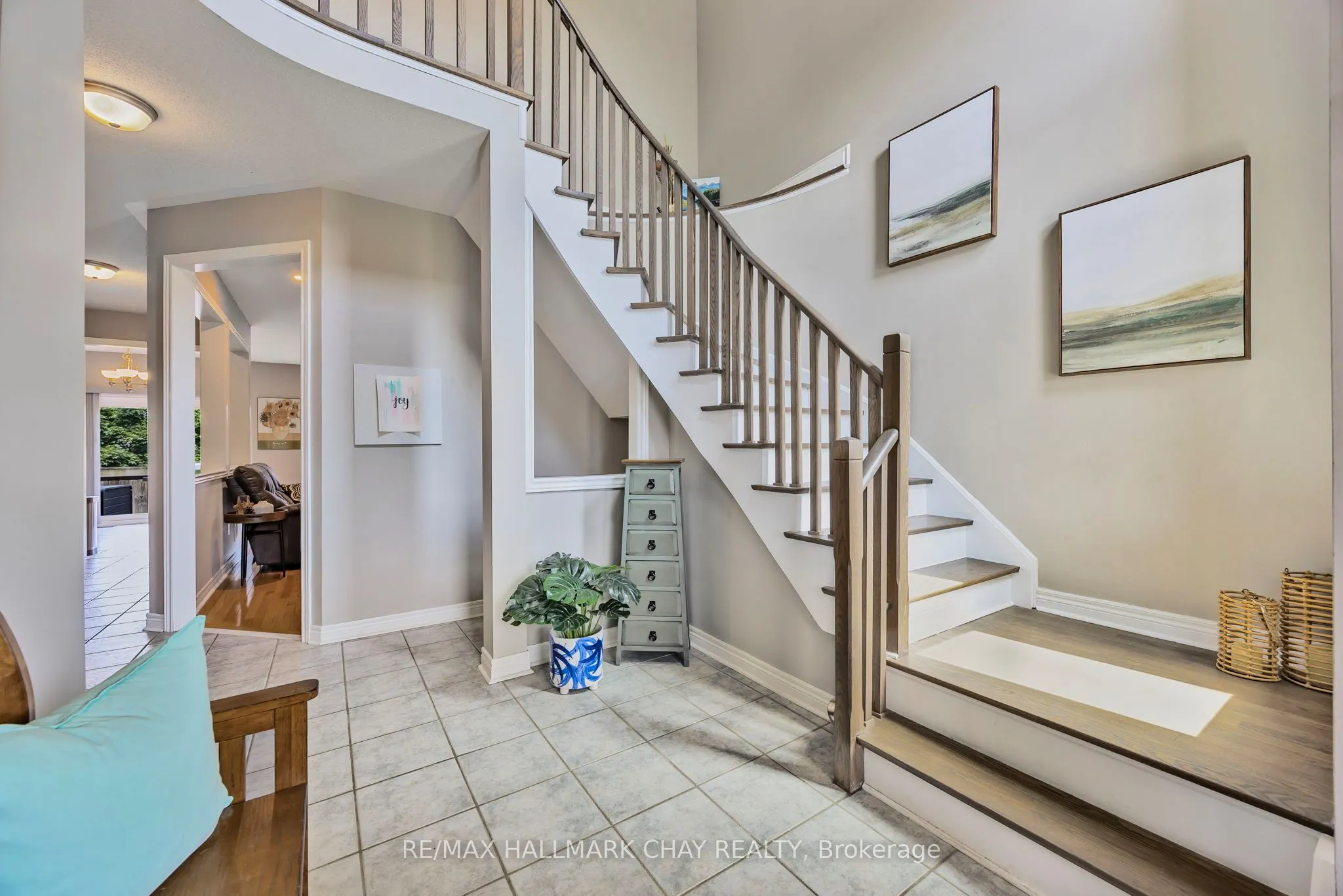12 Prince Of Wales Drive