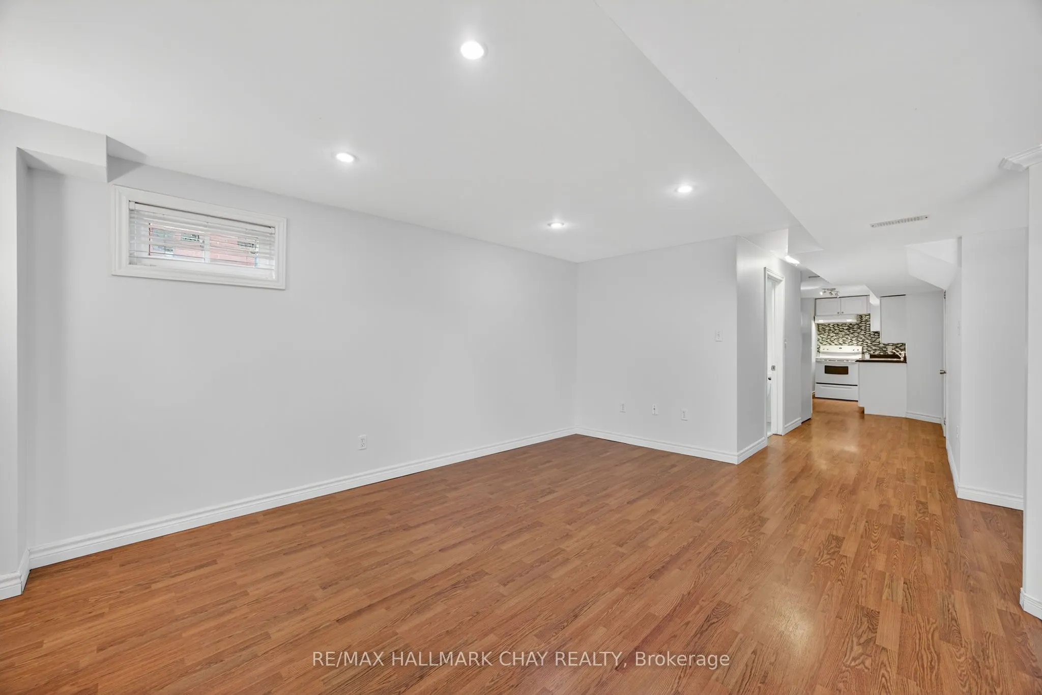 12 Prince Of Wales Drive