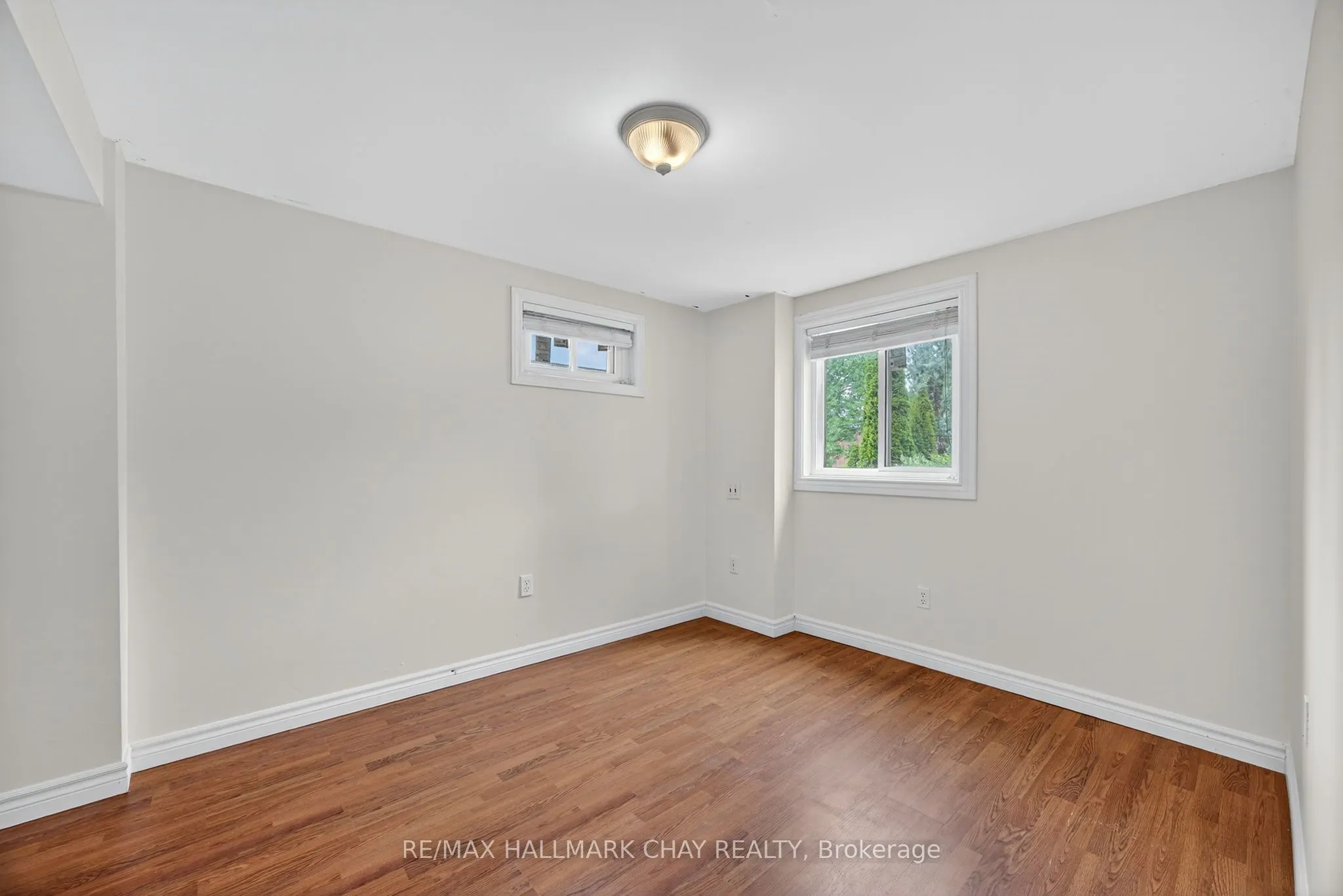 12 Prince Of Wales Drive