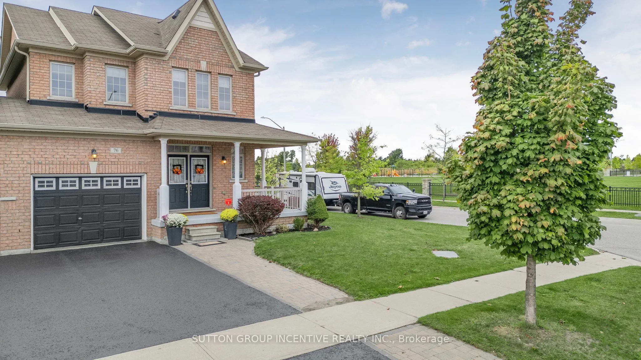 76 Forsyth Crescent