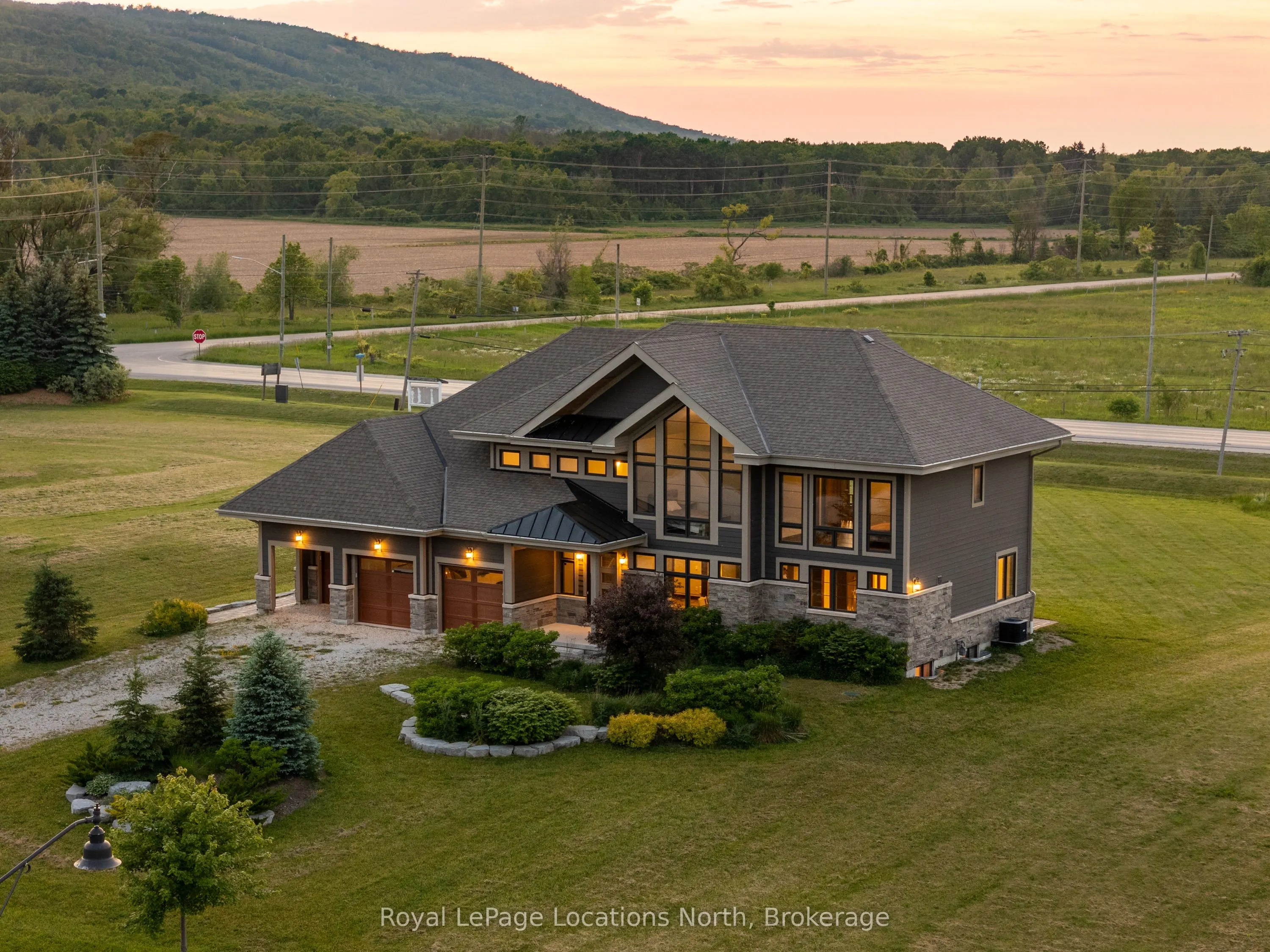 11 WINDROSE VALLEY Boulevard