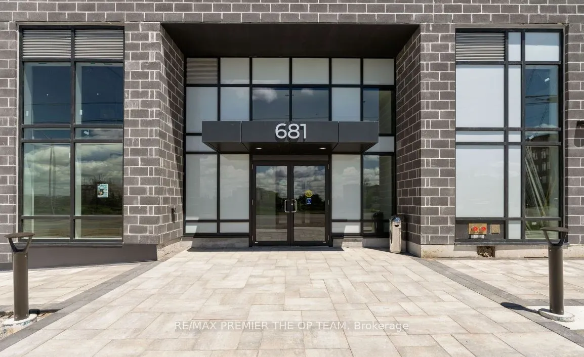 681 Yonge Street, #416