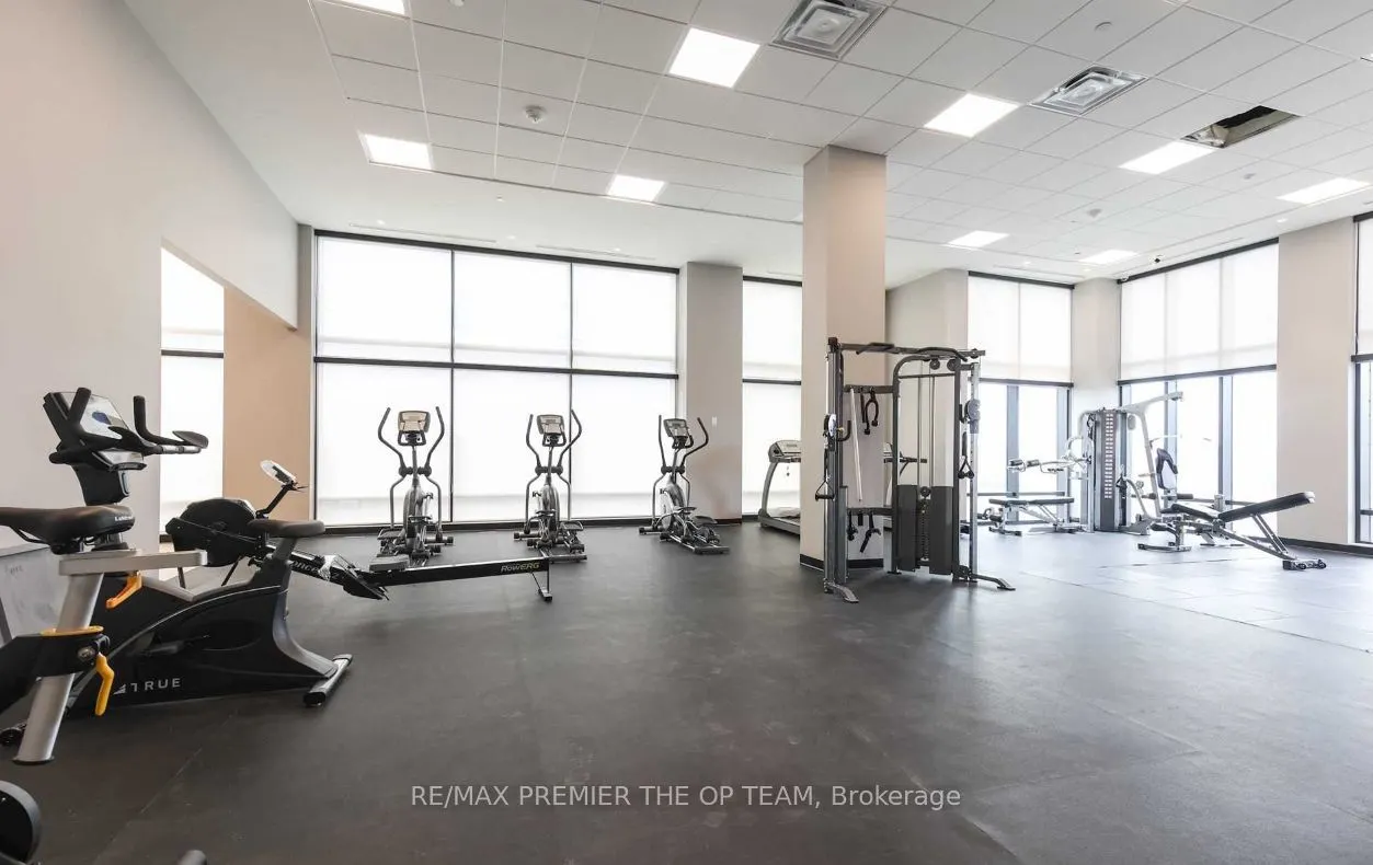 681 Yonge Street, #416