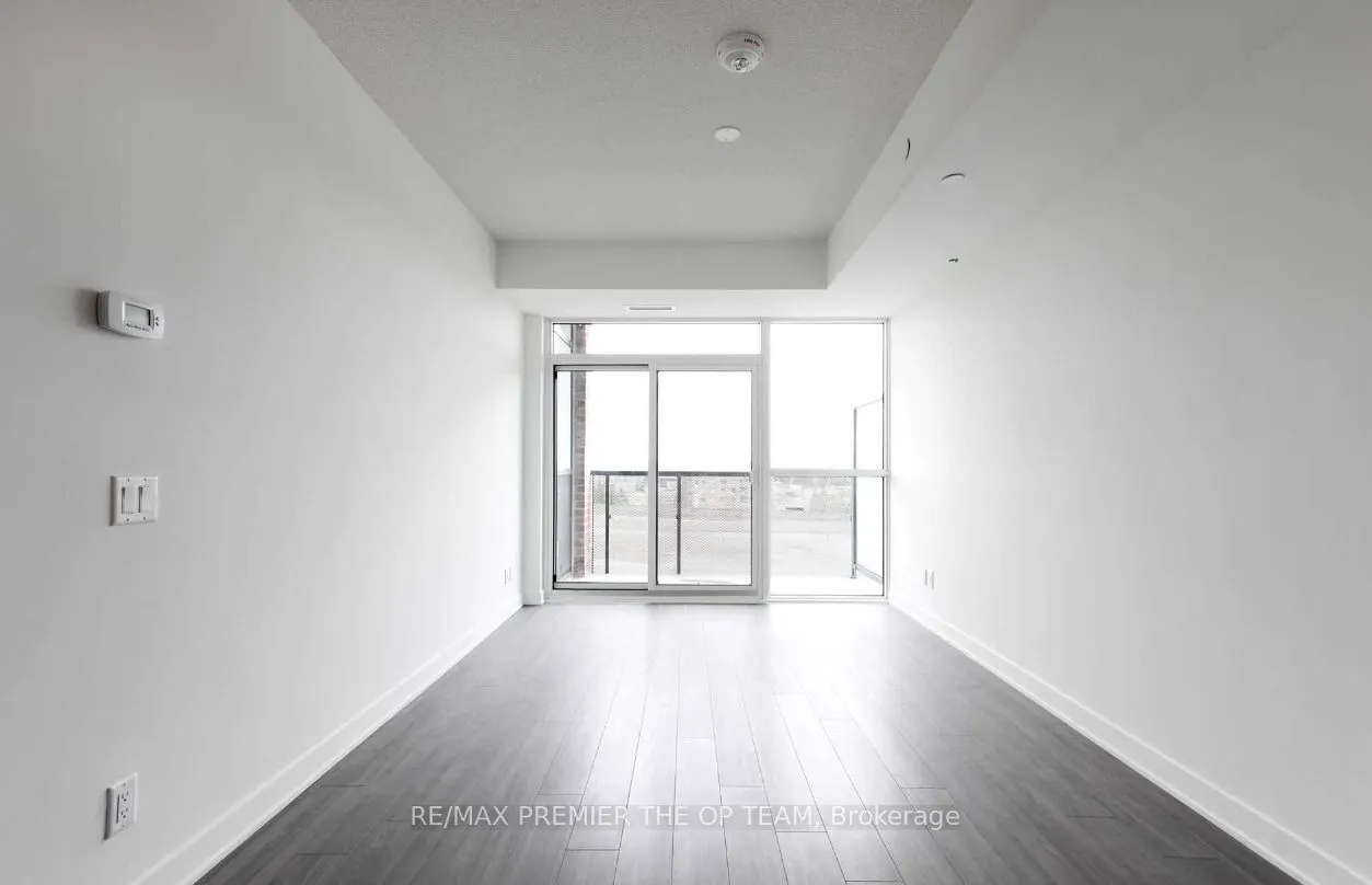681 Yonge Street, #416