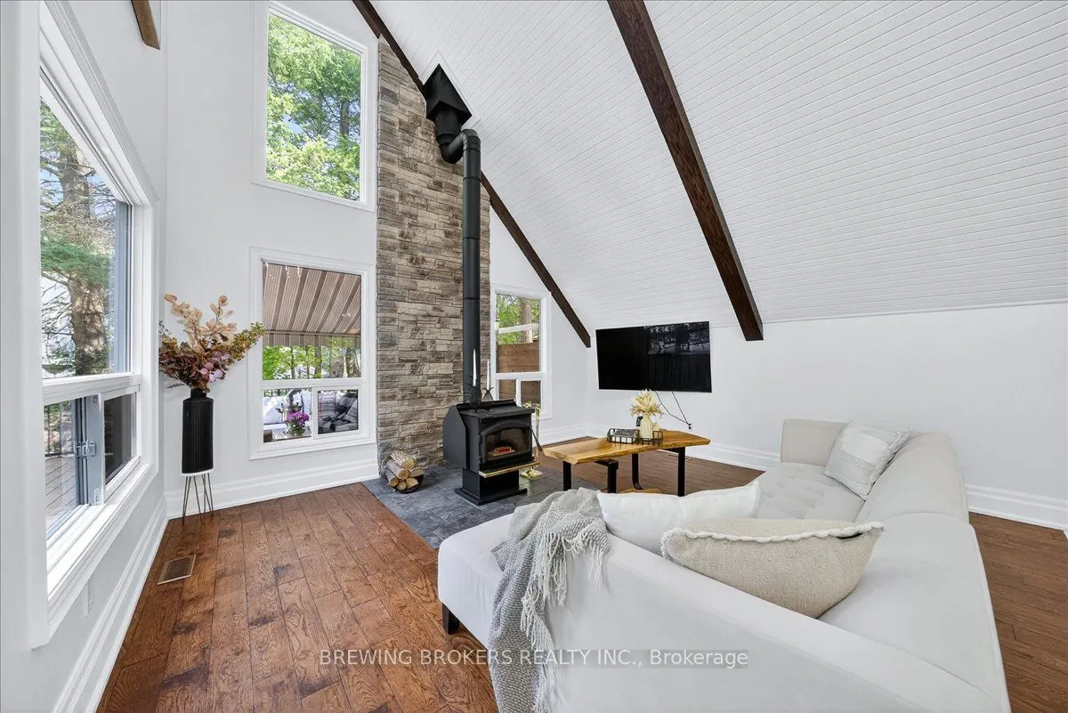 4 Sumac Crescent