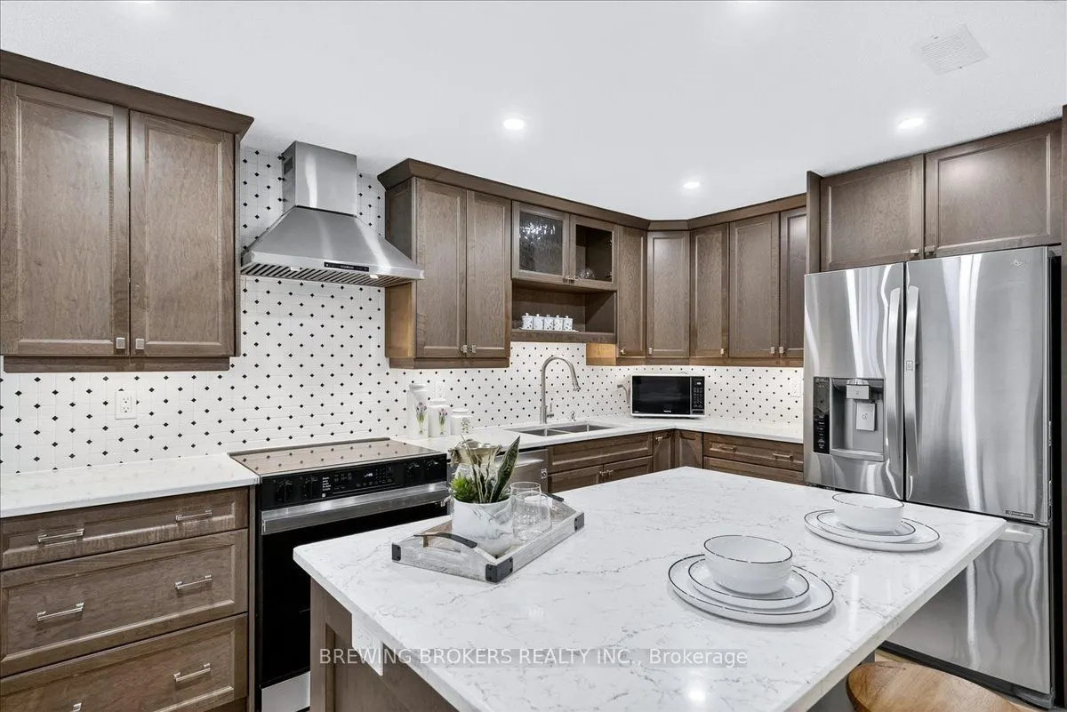 4 Sumac Crescent