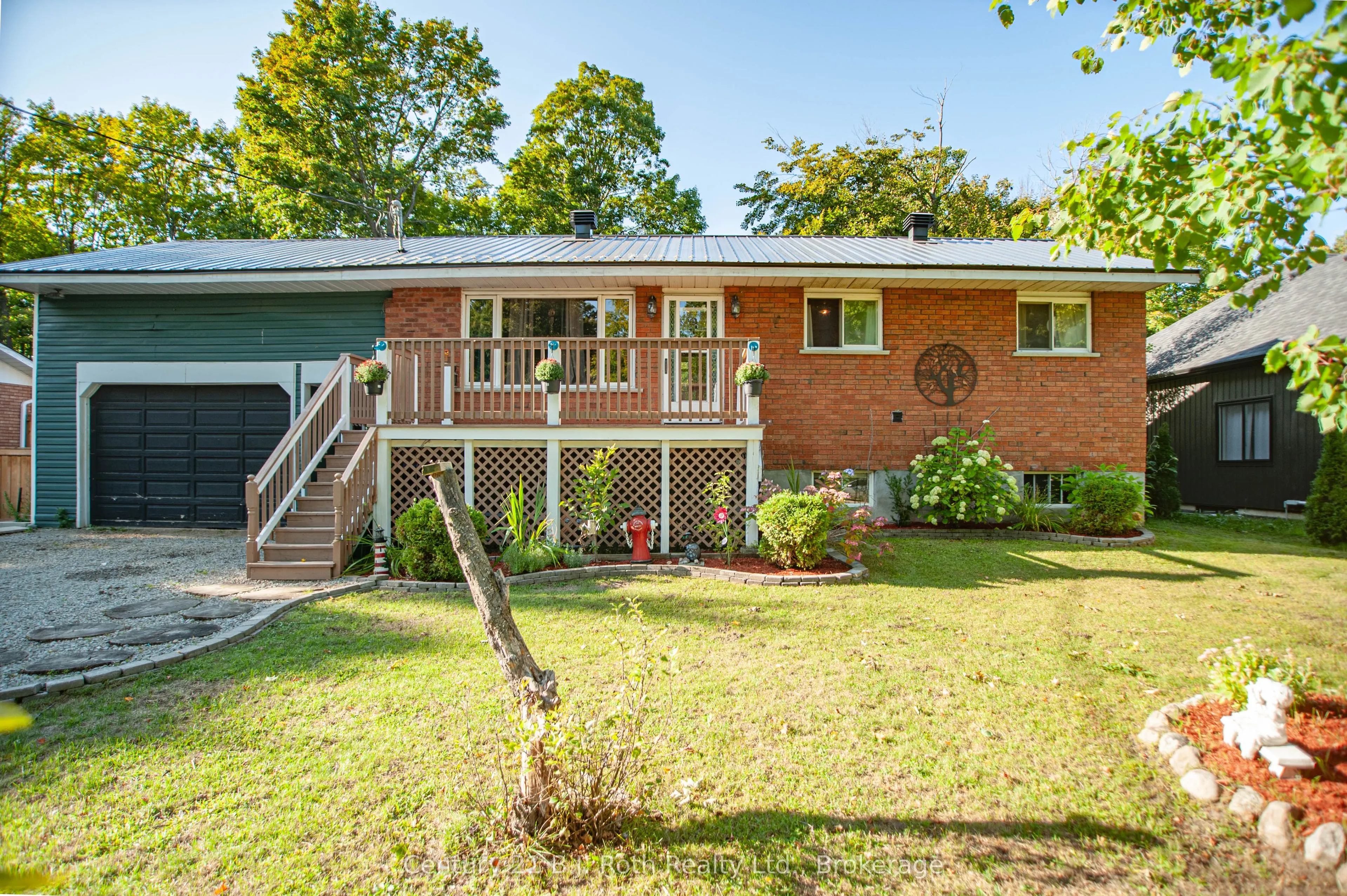 18 Mundy Avenue