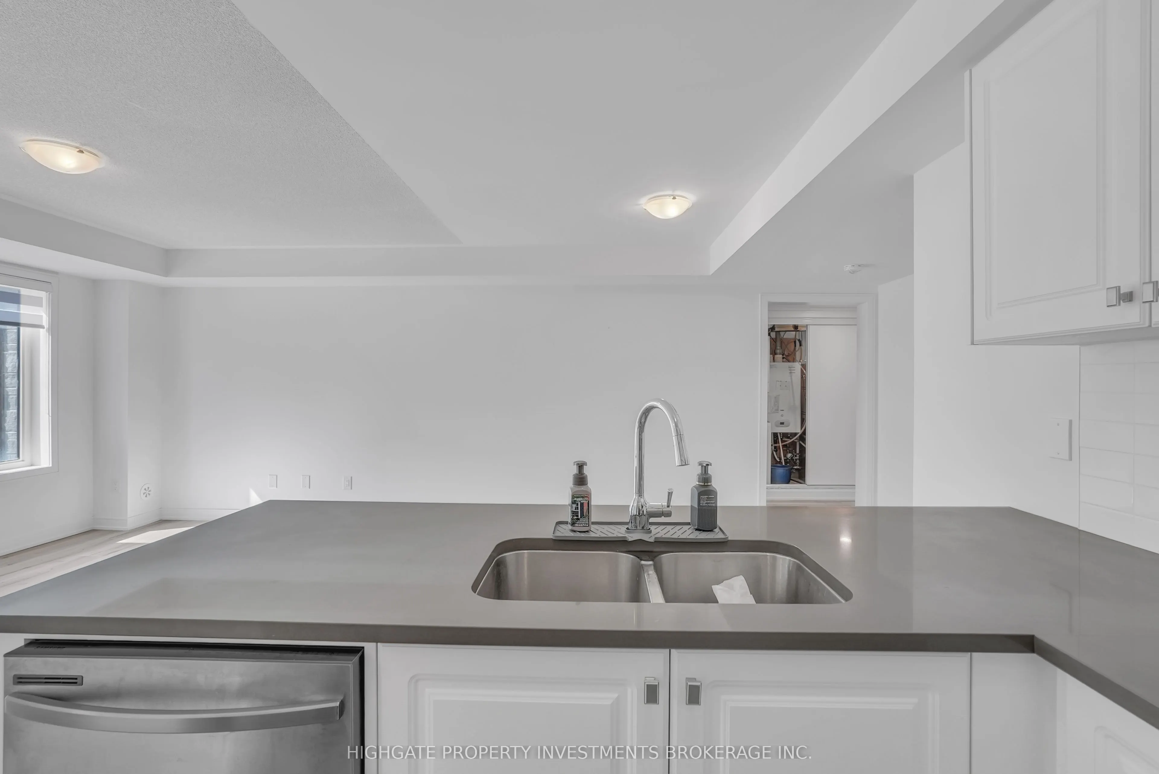 107 Appletree Lane, #00