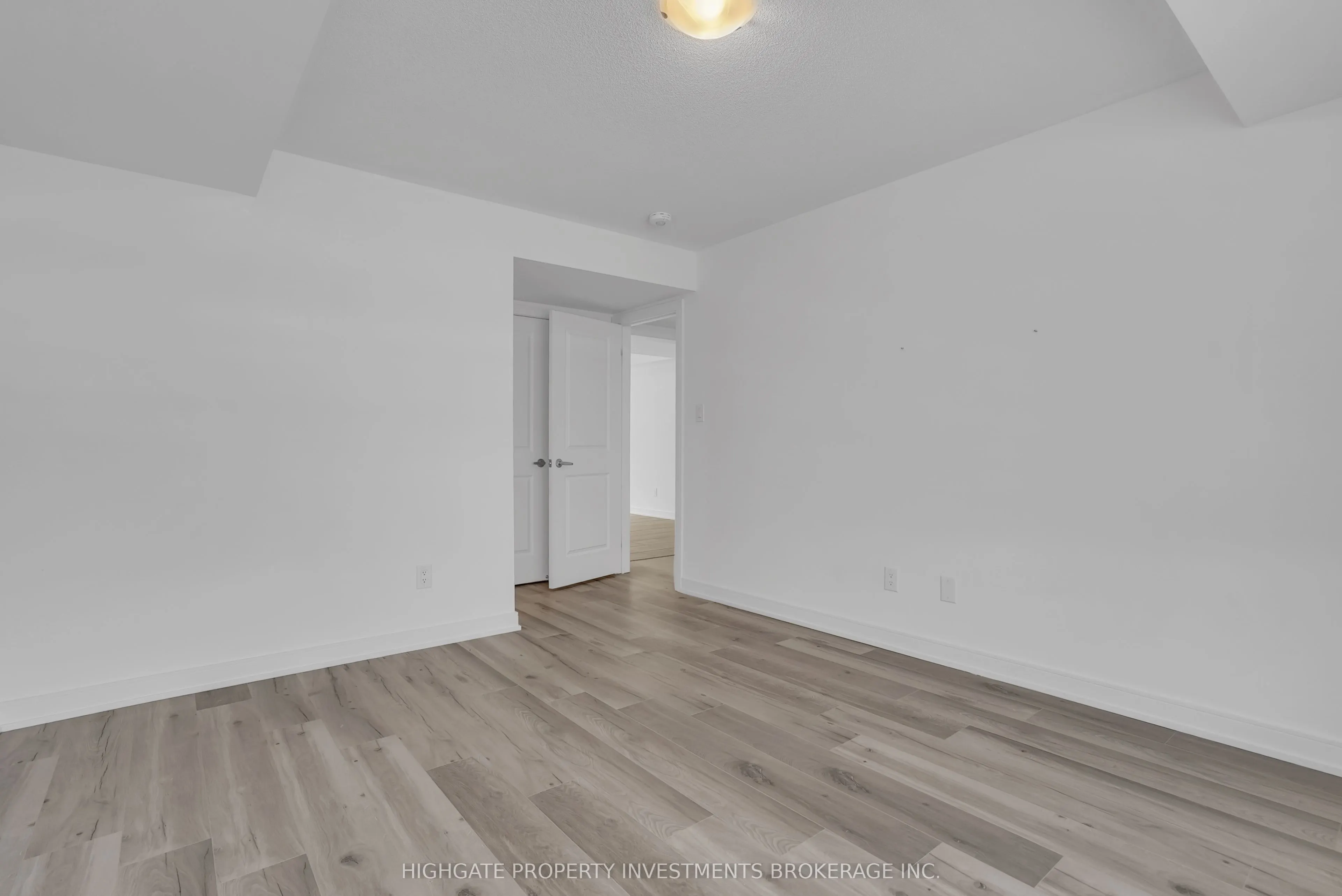107 Appletree Lane, #00
